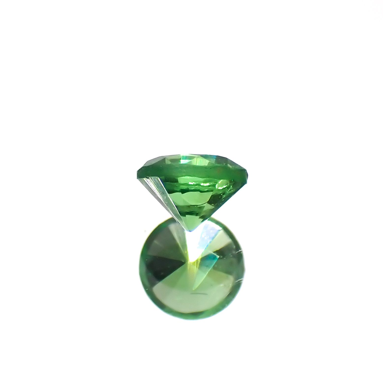ツァボライト(宝石名グリーン グロッシュラー・ガーネット)タンザニア産 0.15ct 識別済[240226098]3.1x3.1mm前後