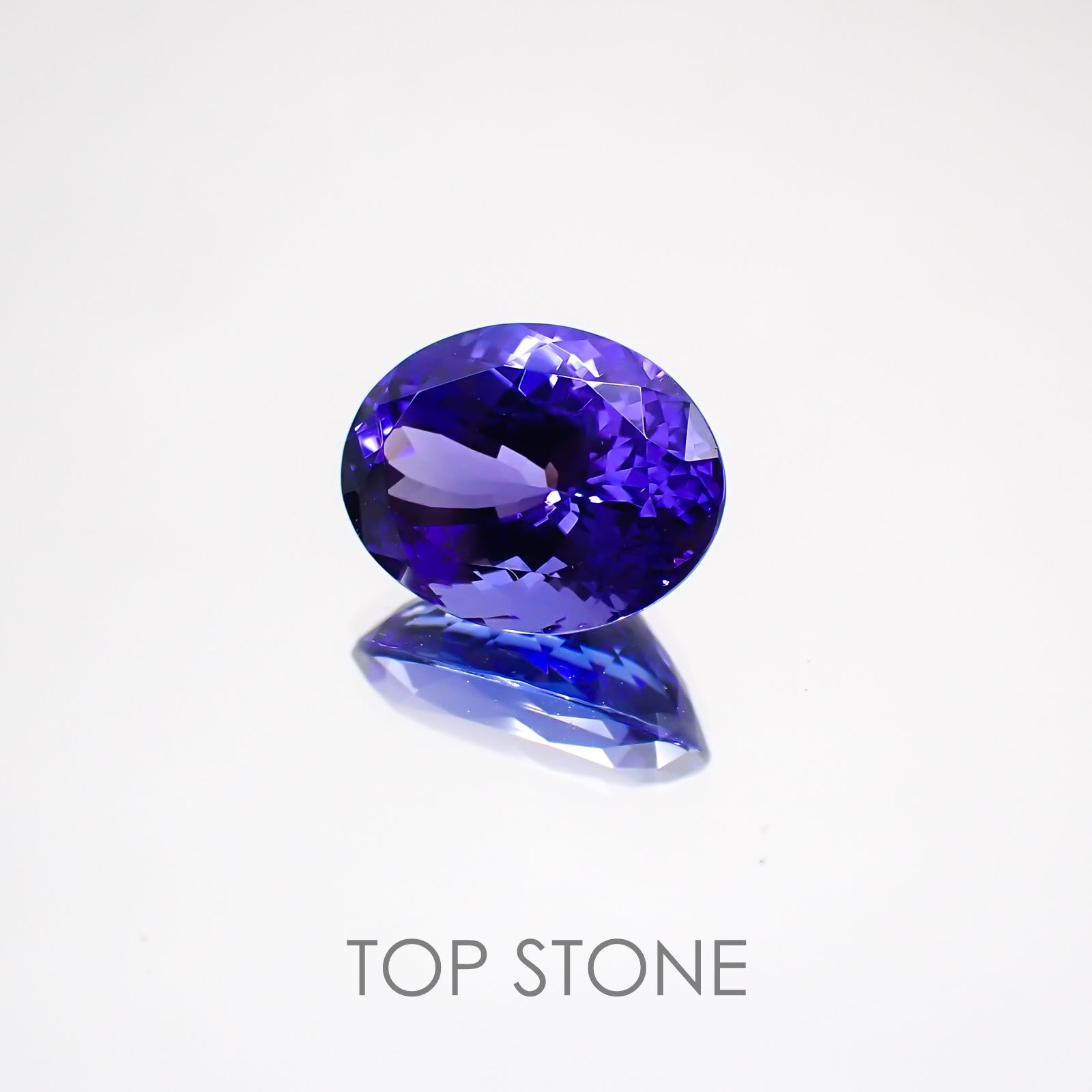 タンザナイト(宝石名タンザナイト) タンザニア産 4.242ct ソ付(彩珠)[210310318]11.5×8.8mm前後