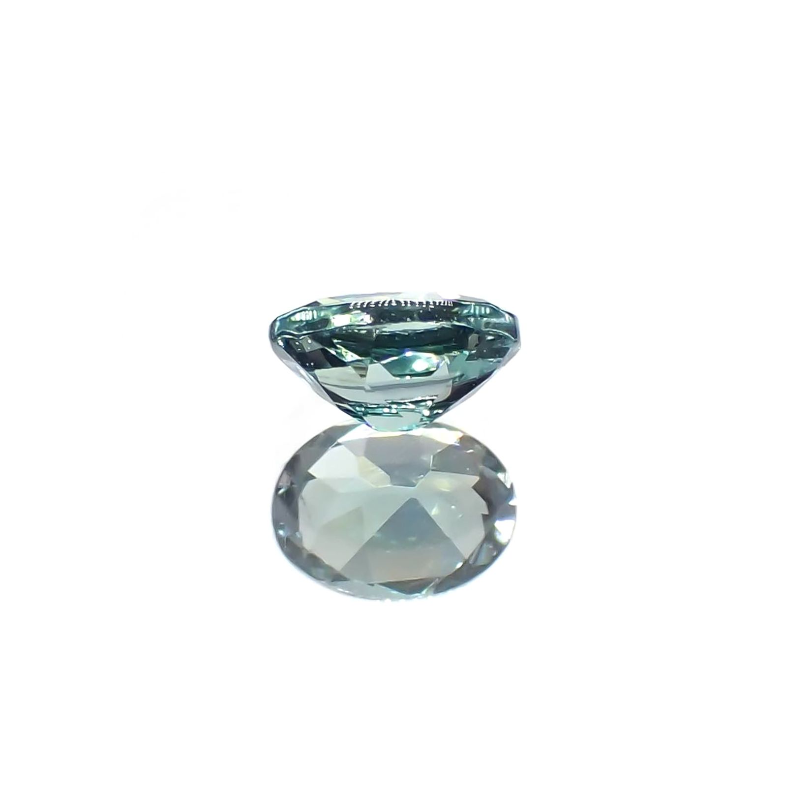 ブルーグリーンコーネルピン タンザニア産 0.18ct / 4x3mm前後 [260222848]