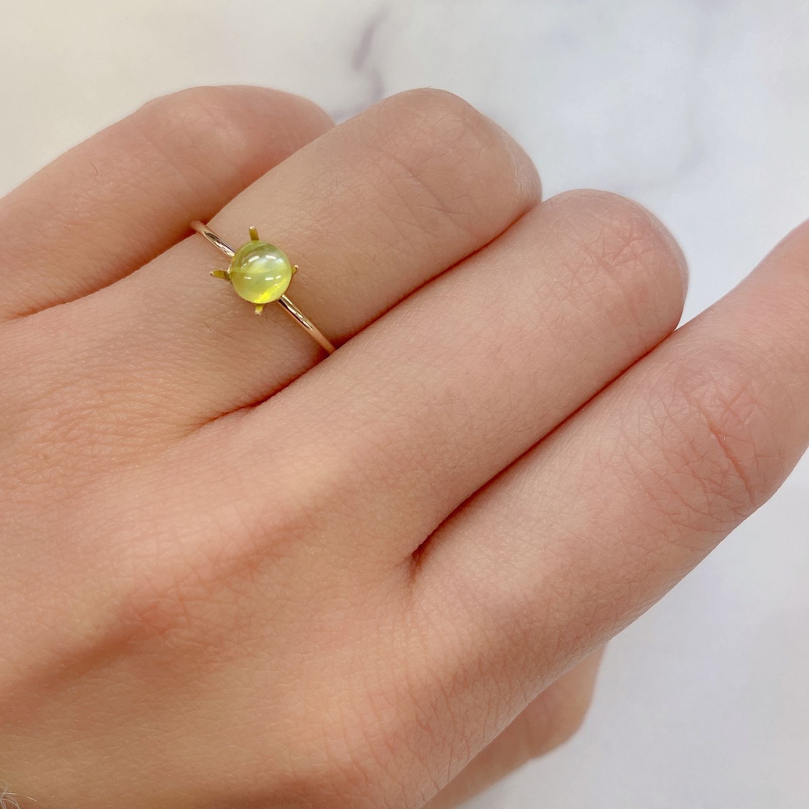 クリソベリルキャッツアイ(宝石名クリソベリル・キャッツアイ)スリランカ産 0.77ct 識別済[220817253]5.1x5mm前後