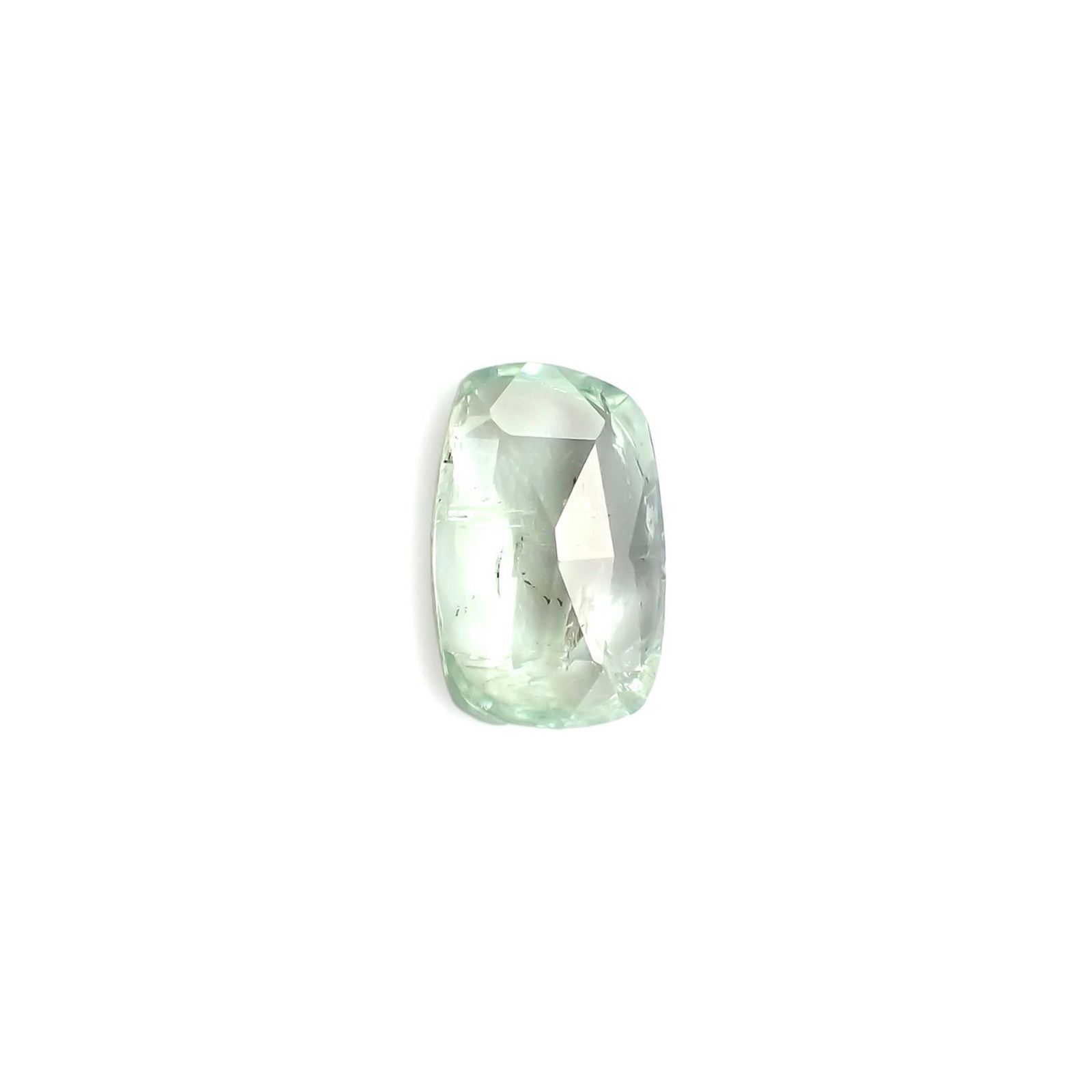 ◇ローズカット◇バナジウムコーネルピン(宝石名コーネルピン)タンザニア・タンガ州産 識別済 0.82ct / 7.2x4.5mm前後 [220115555]