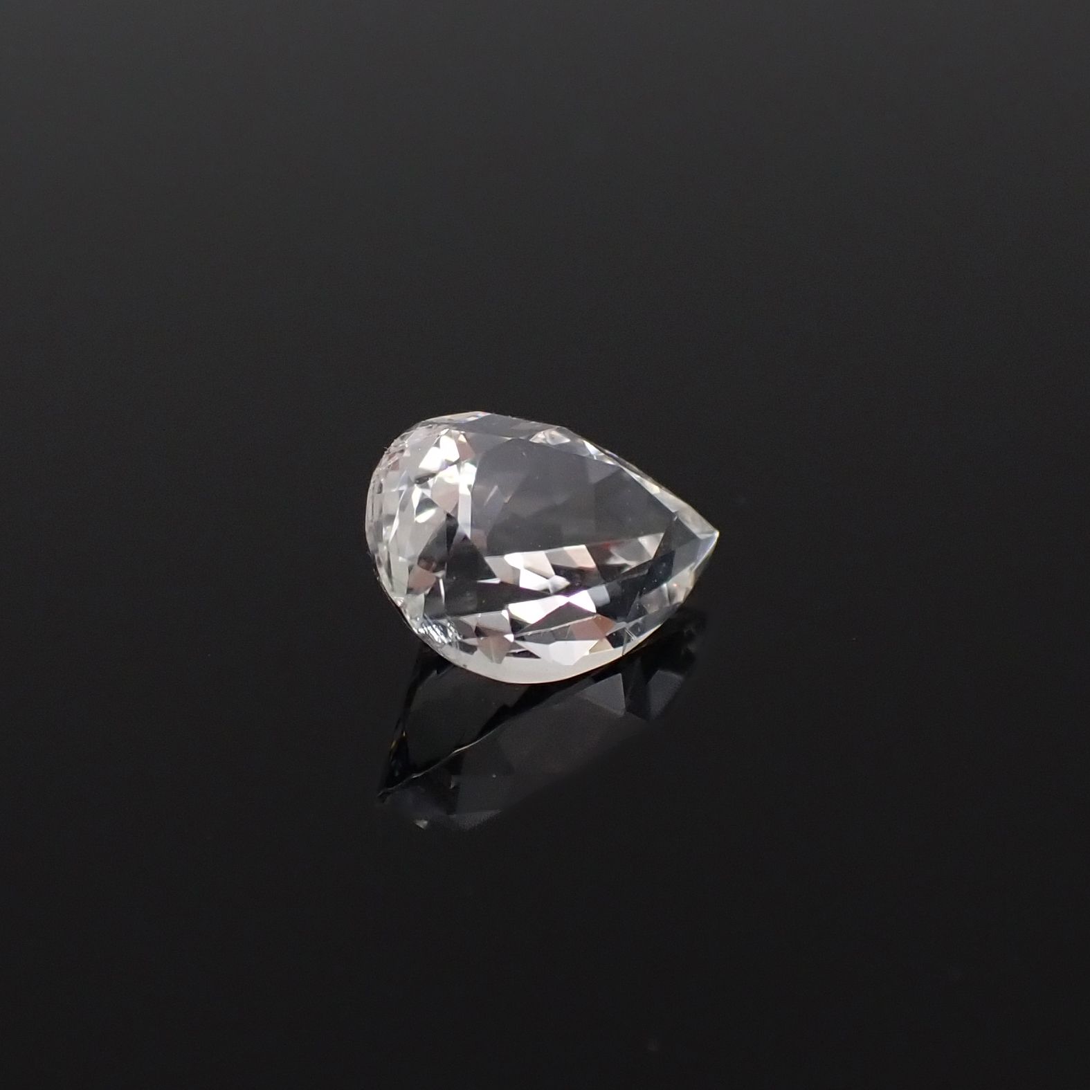 フェナカイト ウクライナ産 0.83ct[231224945]7.5x5.3mm前後