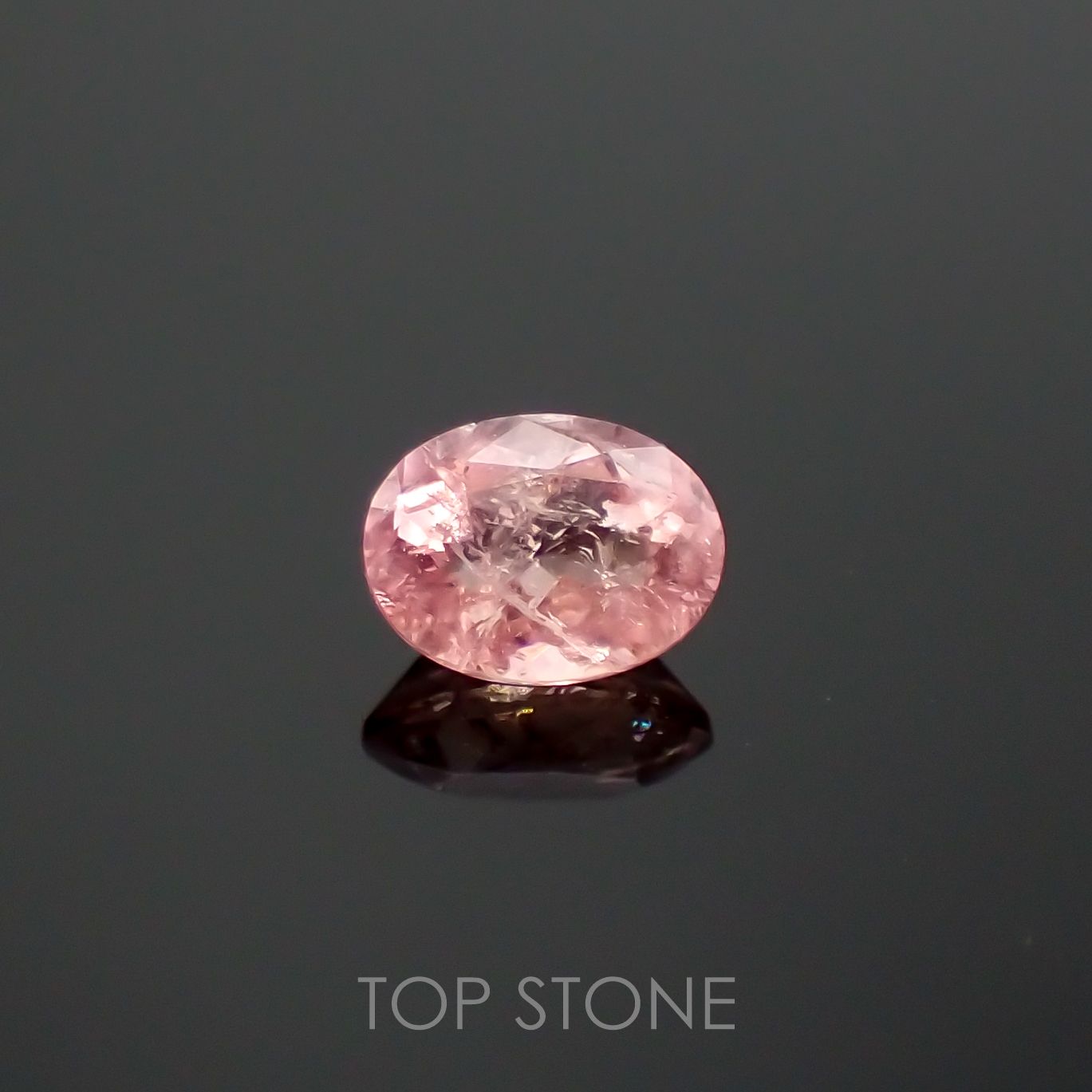 ペツォッタイト(ラズベリル)(宝石名ペツォッタイト) マダガスカル産 0.171ct ソ付(彩珠)[210711805]4×2.9mm前後