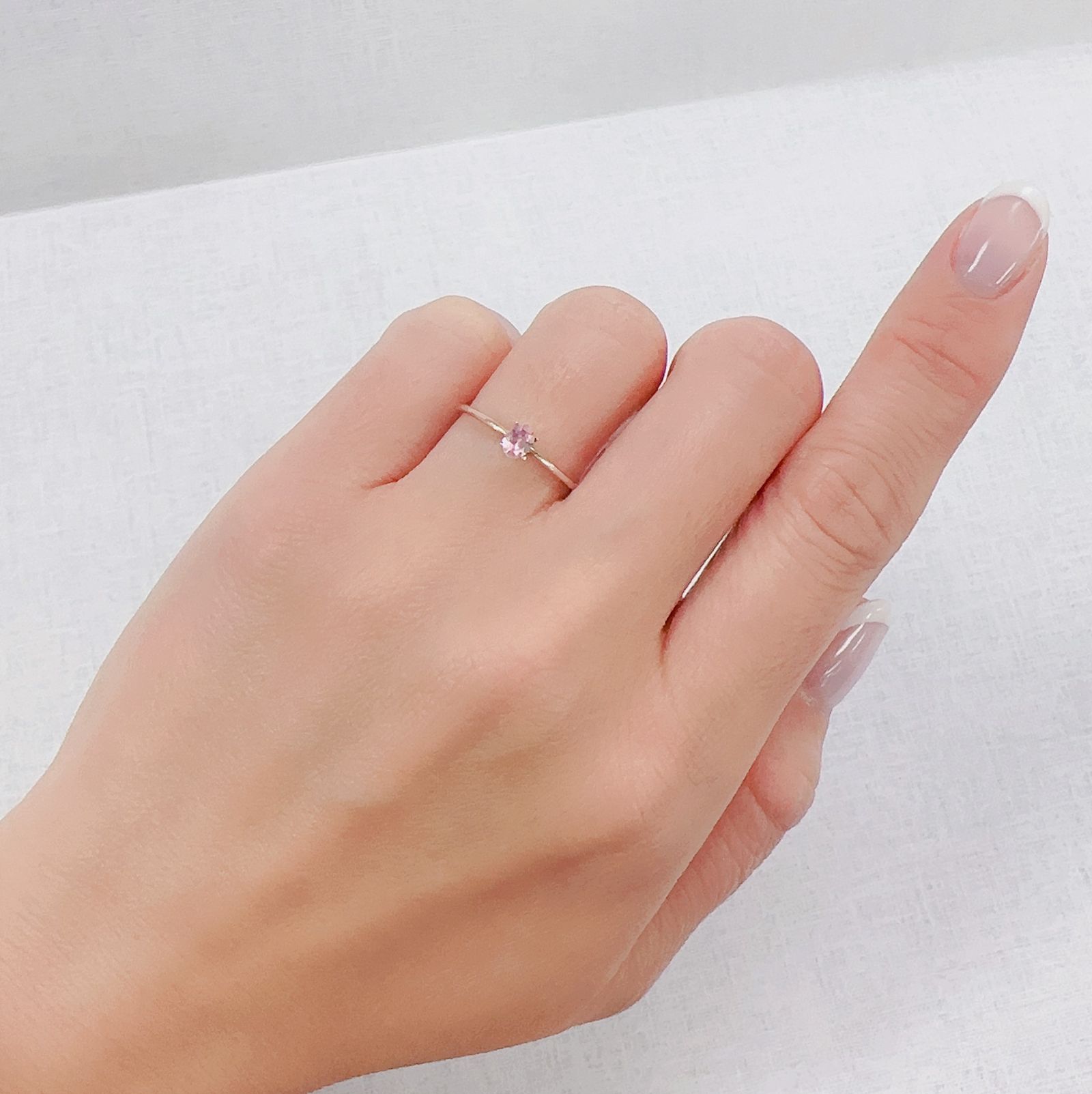 シルキーピンクスピネル タンザニア産 0.22ct[230421578]4.1x3mm前後