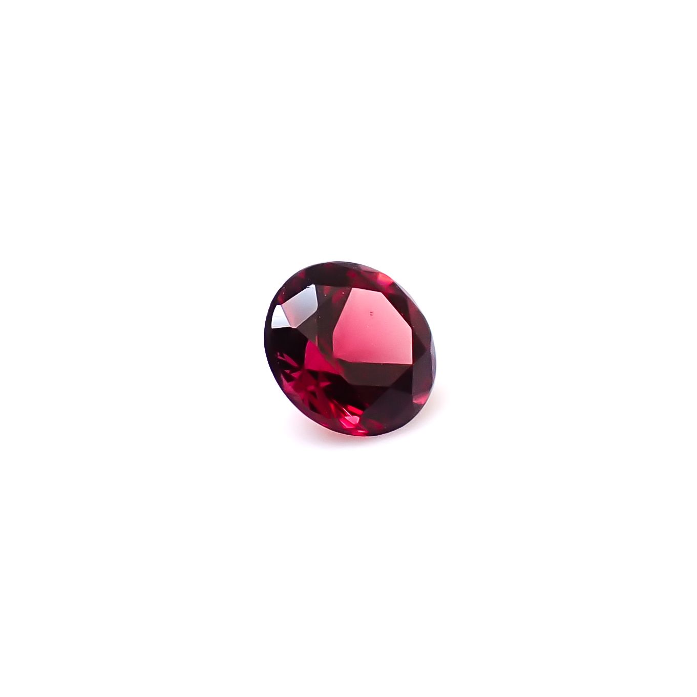 レッドスピネル タンザニア産 0.34ct / 4.3x4.2mm前後 [260732562]
