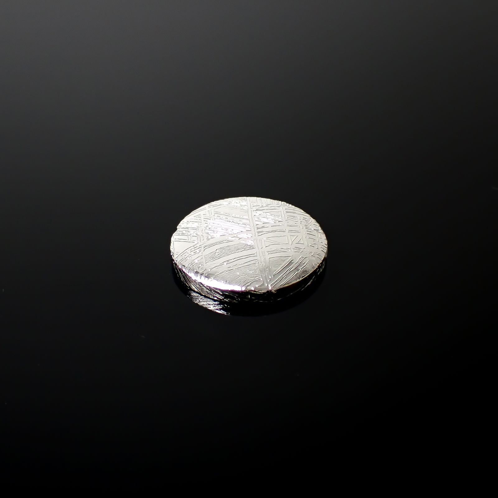 ムオニナルスタ隕石 発見地:スウェーデン 20.81ct[240125752]17x16.9mm前後