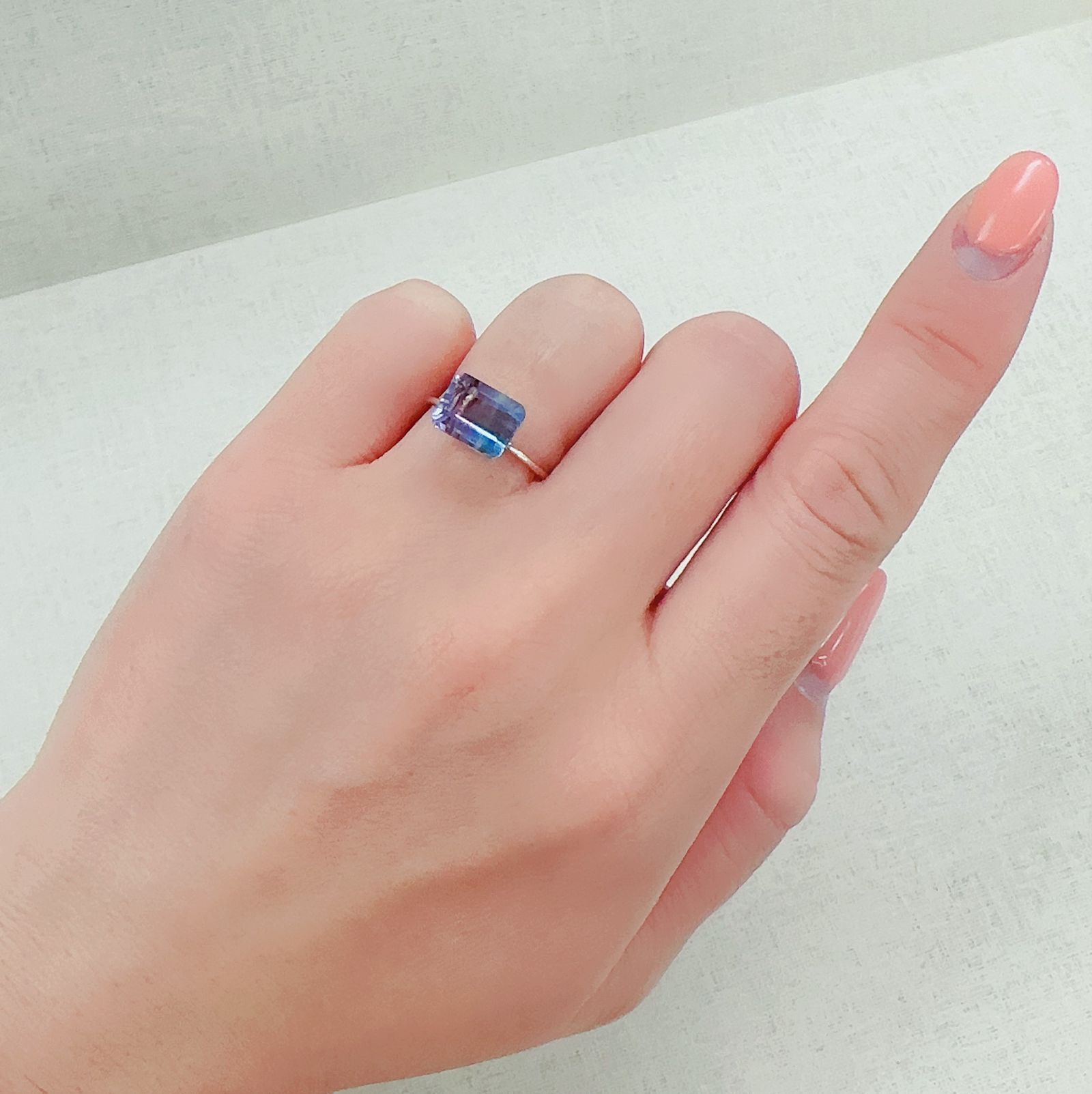 パーティカラーフローライト ブラジル産 2.98ct[230321178]8.9x6.9mm前後