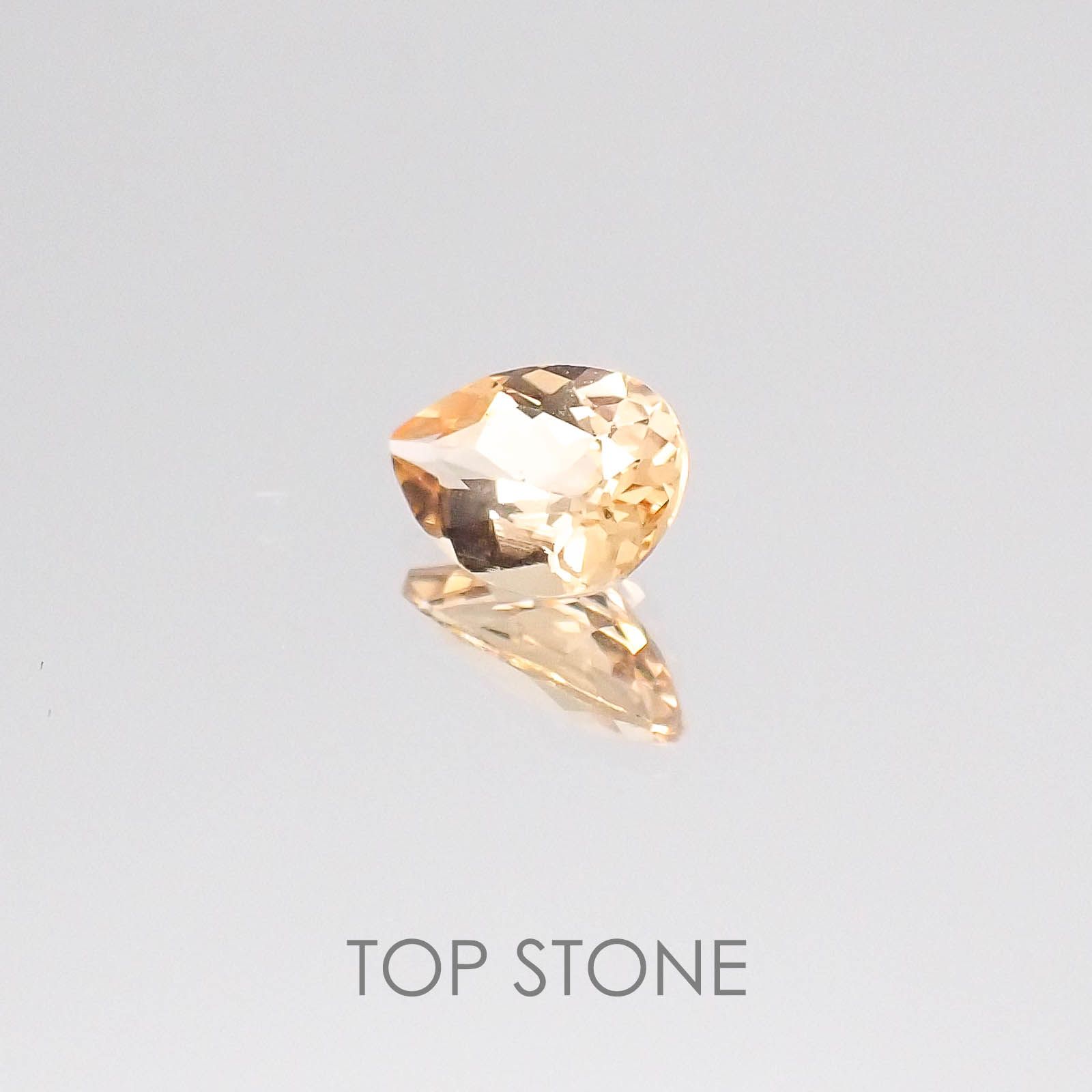 インペリアルトパーズ ブラジル産 ルース 0.47ct[20084376]6.3×4.3mm前後