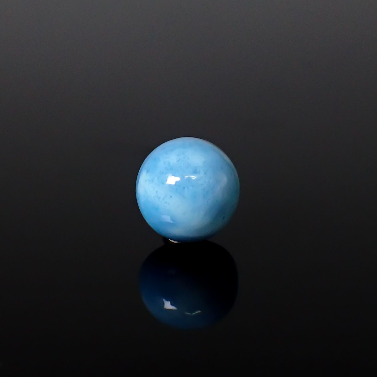 ターコイズ カザフスタン・ゴールデンヒル鉱山産 4.30ct / 10x10mm前後 [260632391]