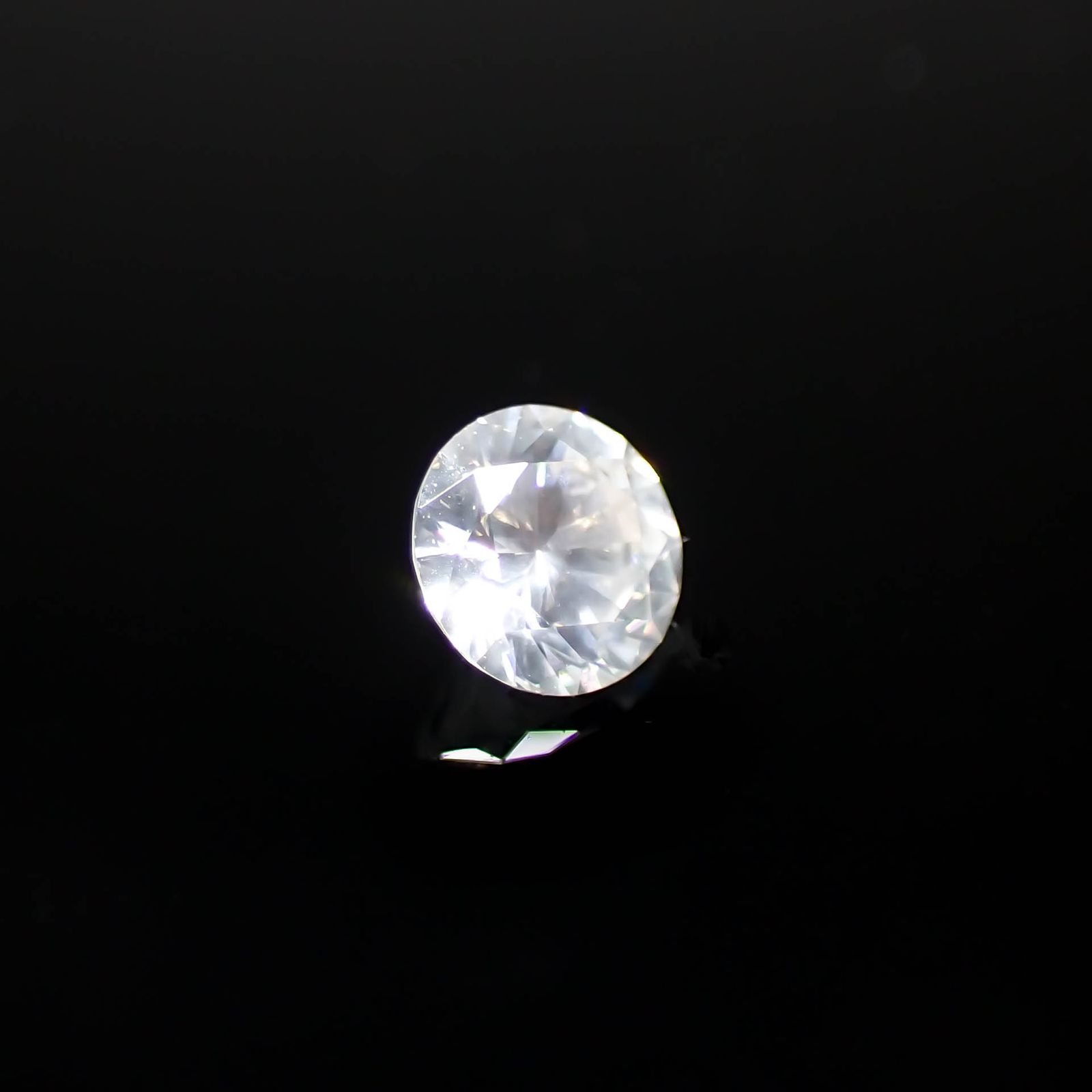 【2025年最新】大人気ブランドの人気アイテム  シルキーダイヤモンド 0.16ct[240326624]3.4x3.4mm前後 | TOP アクセサリー