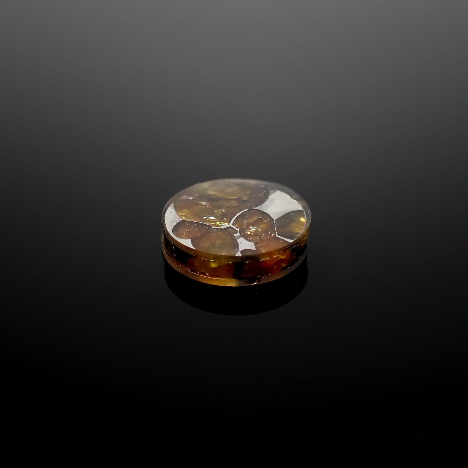 パラサイト隕石Sericho トリプレット 発見地:ケニア 4.59ct[240527650]11.9x11.9mm前後