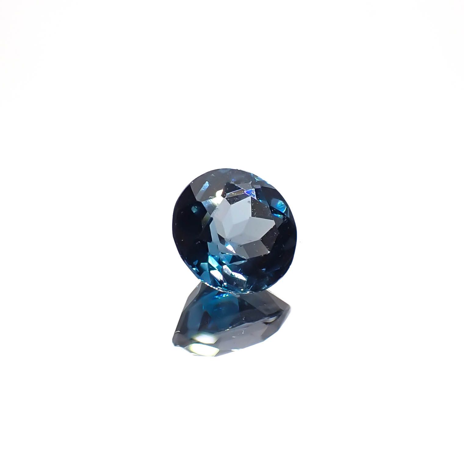 ロンドンブルートパーズ ブラジル産 2.58ct[240326803]8x8mm前後