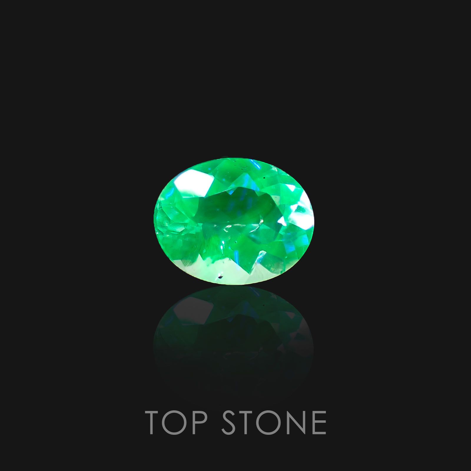 ハイアライトオパール メキシコ産 ルース 0.9ct[20106359]7.8×6.2mm前後