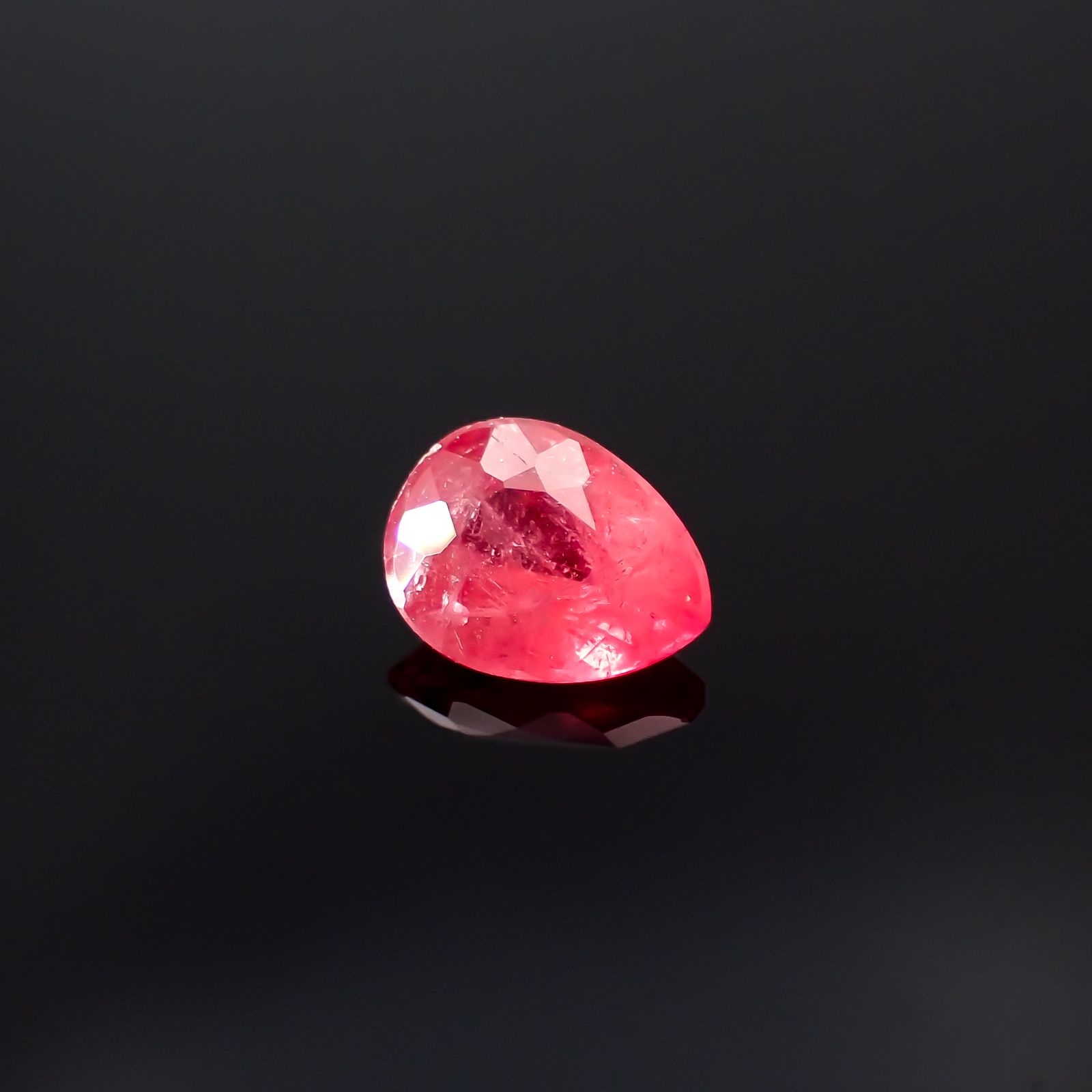 ロードナイト ブラジル産 0.74ct[231225255]6.6x5mm前後