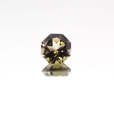 ◇オクタゴンカット◇オリーブグリーントルマリン SA(宝石名トルマリン)ブラジル/アフリカ産 0.56ct 識別済[231124194]5x4.9mm前後