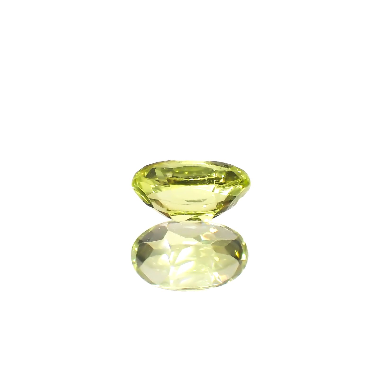 パロットクリソベリル(宝石名クリソベリル)インド産 0.32ct 識別済[230421807]5.1x3.1mm前後