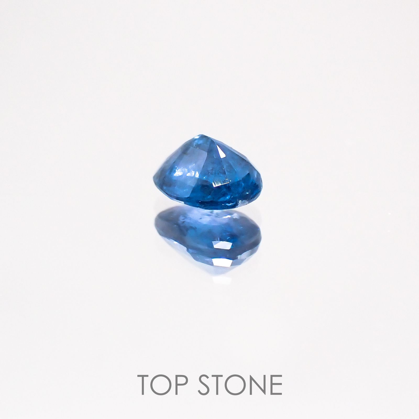 ガーナイト ナイジェリア産 ルース 0.22ct[210510959]3.7×2.9mm前後