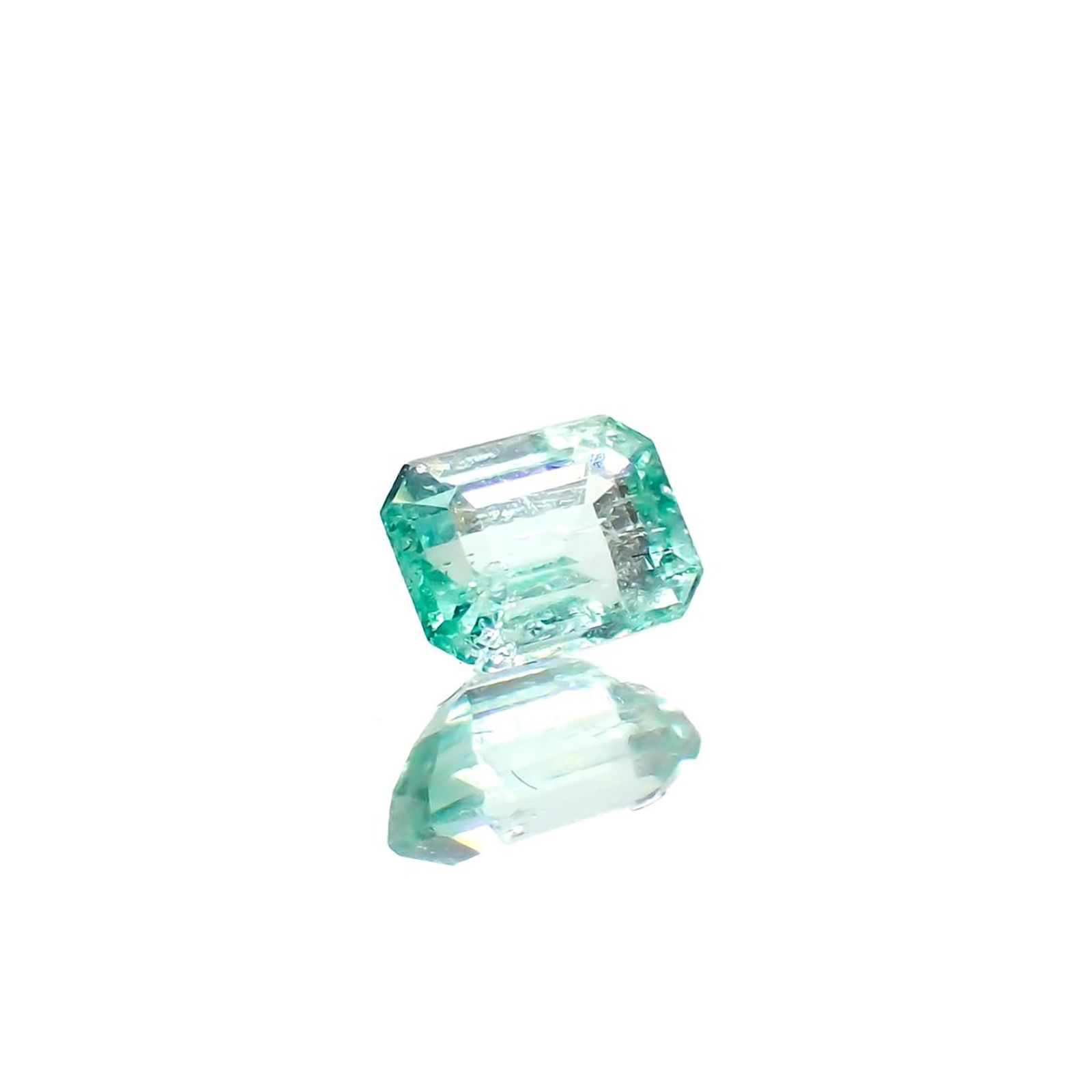 パステルカラーエメラルド コロンビア産 0.20ct / 3.8x2.8mm前後 [260225953]