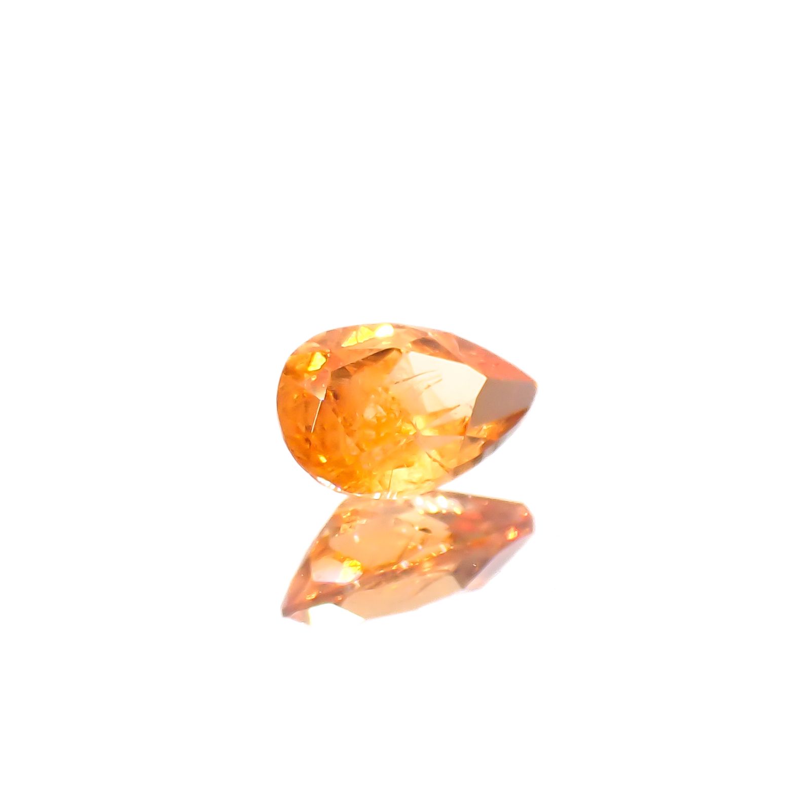 マンダリンガーネット マダガスカル産 0.31ct[240628219]5.1x3.2mm前後