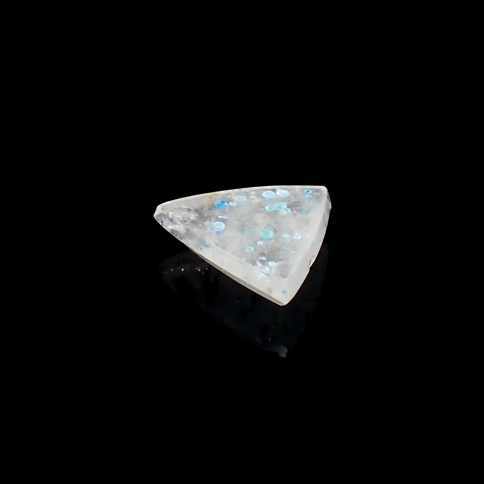 パライバクォーツ ブラジル産 5.68ct[231023600]14.4x14.1mm前後