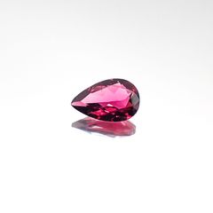 パープルトルマリン(宝石名パープル・トルマリン)ブラジル産 0.70ct 識別済[231023893]7.8x5.1mm前後