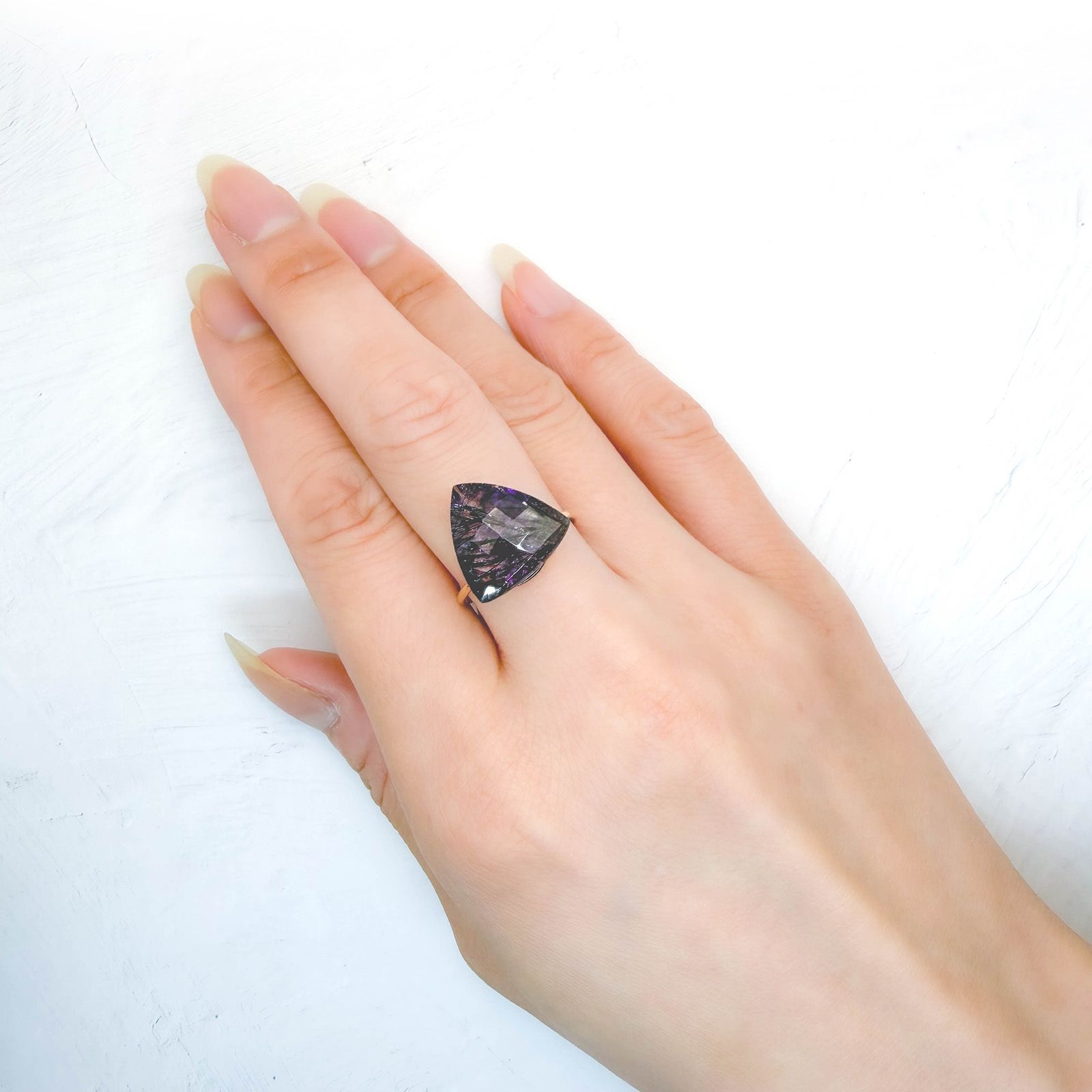 ◇チェッカーカット◇アメジストエレスチャル ブラジル産 6.33ct / 14x14.4mm前後 [260933032]