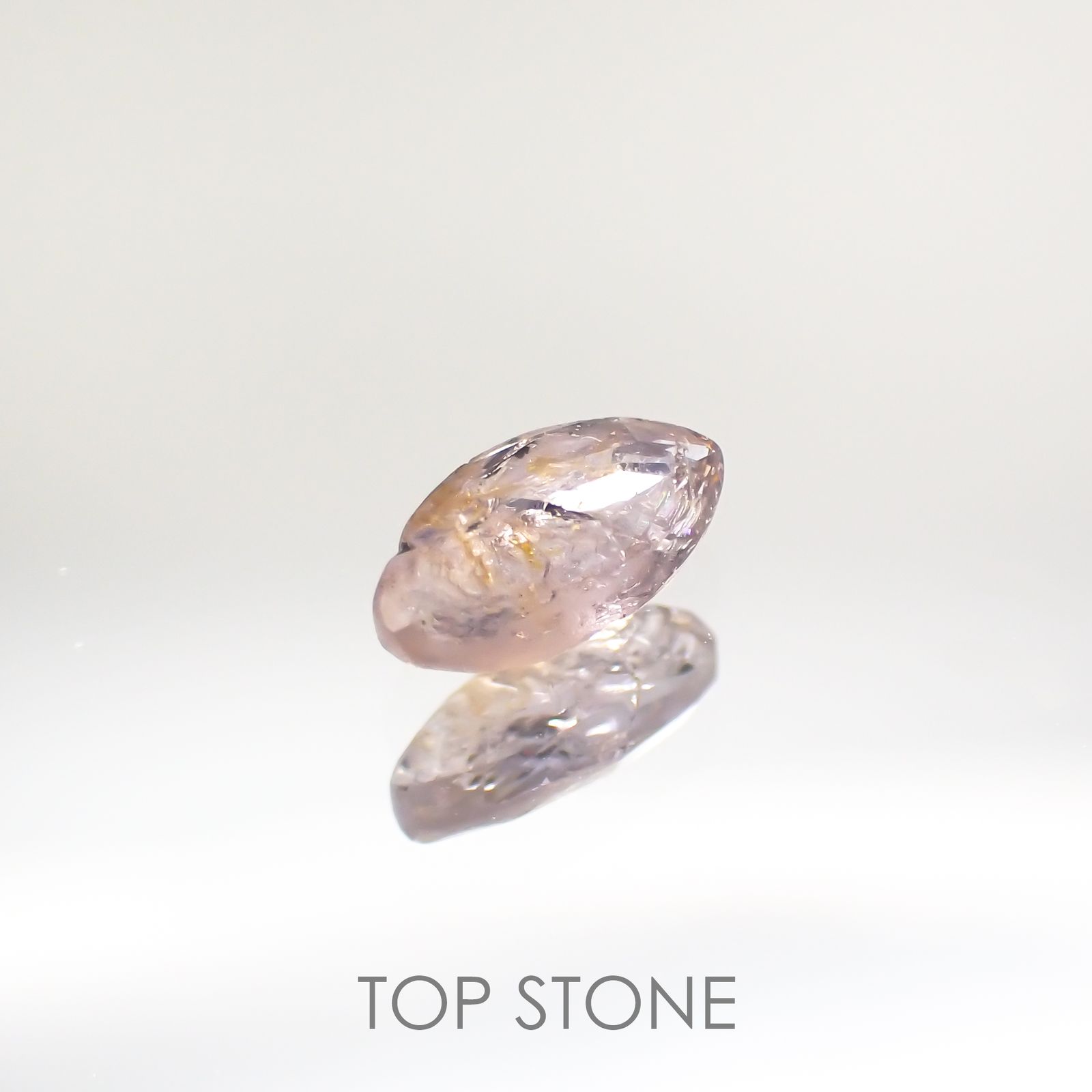 ターフェアイト(宝石名ターフェアイト) スリランカ産 0.416ct ソ付(彩珠)[210812531]6.4×3.4mm前後