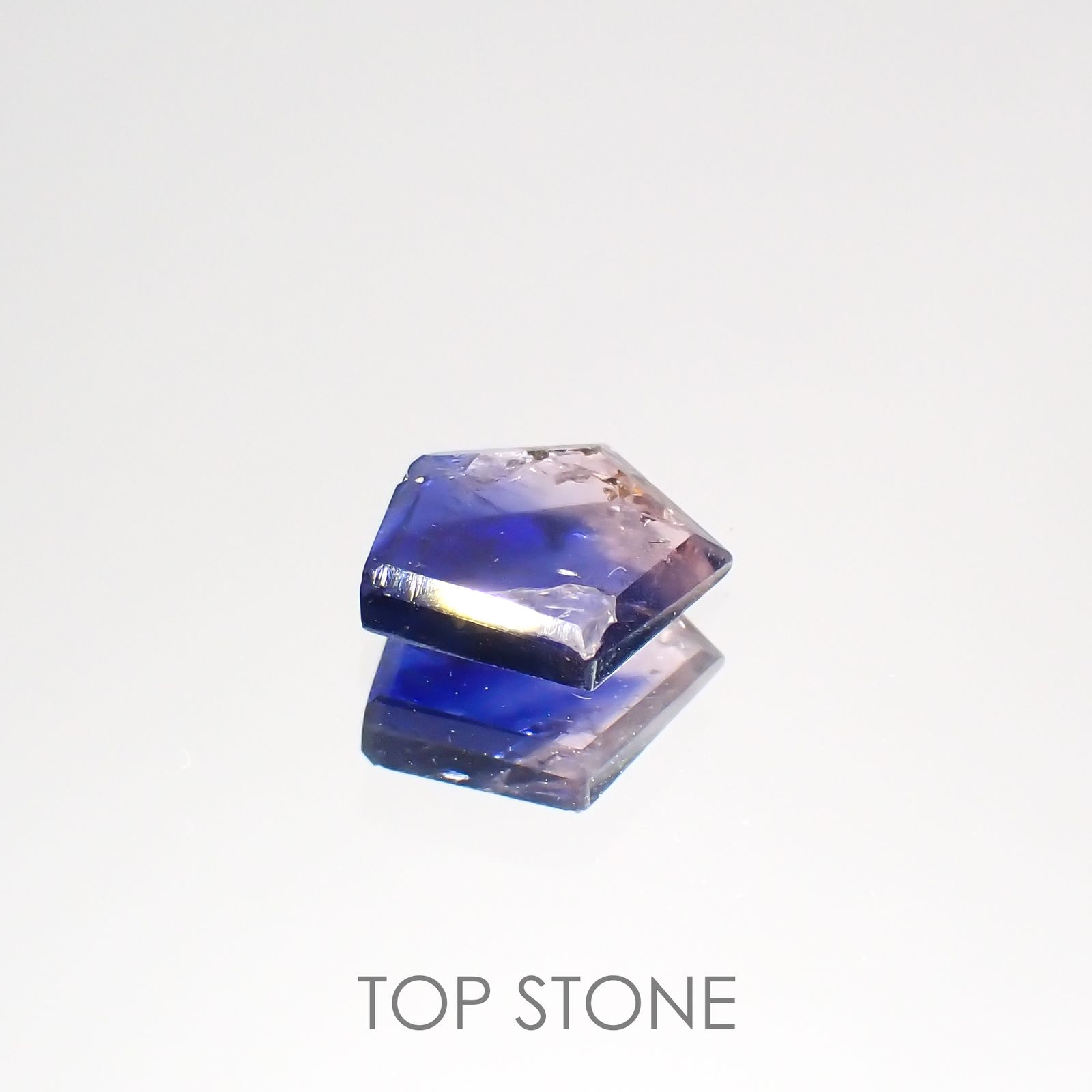 ◇カスタムカット◇ウィンザーサファイア(宝石名サファイア)タンザニア・ウィンザー産 0.76ct 識別済[220115377]7.1x5.9mm前後