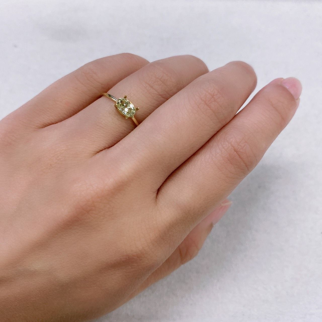 シリマナイト(宝石名シリマナイト) インド産 0.58ct 識別済[210810681]6.4×4.1mm前後