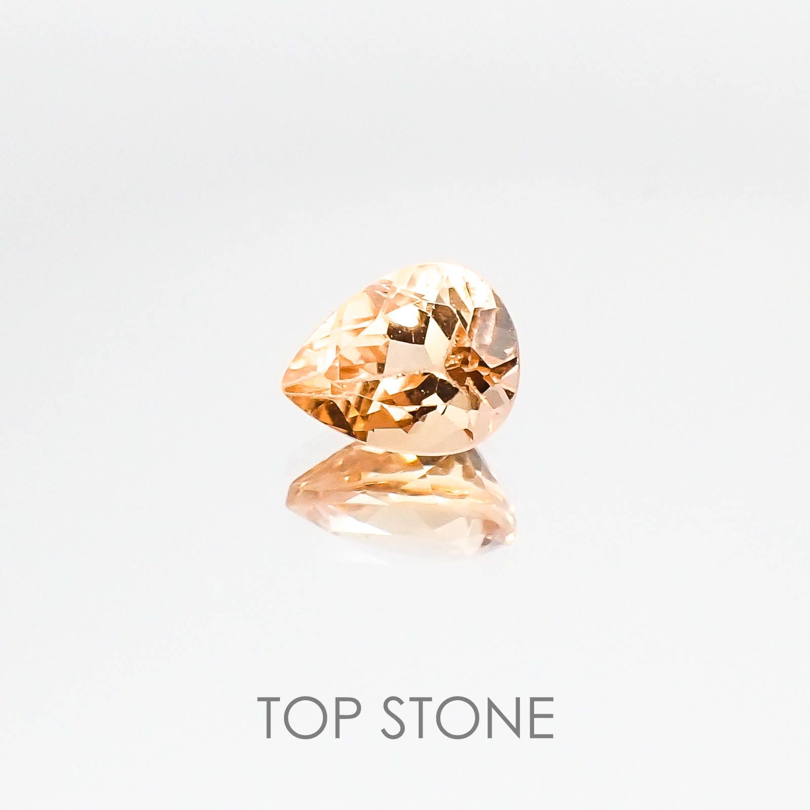 インペリアルトパーズ ブラジル産 ルース 0.87ct[20084388]6.6×5.3mm前後