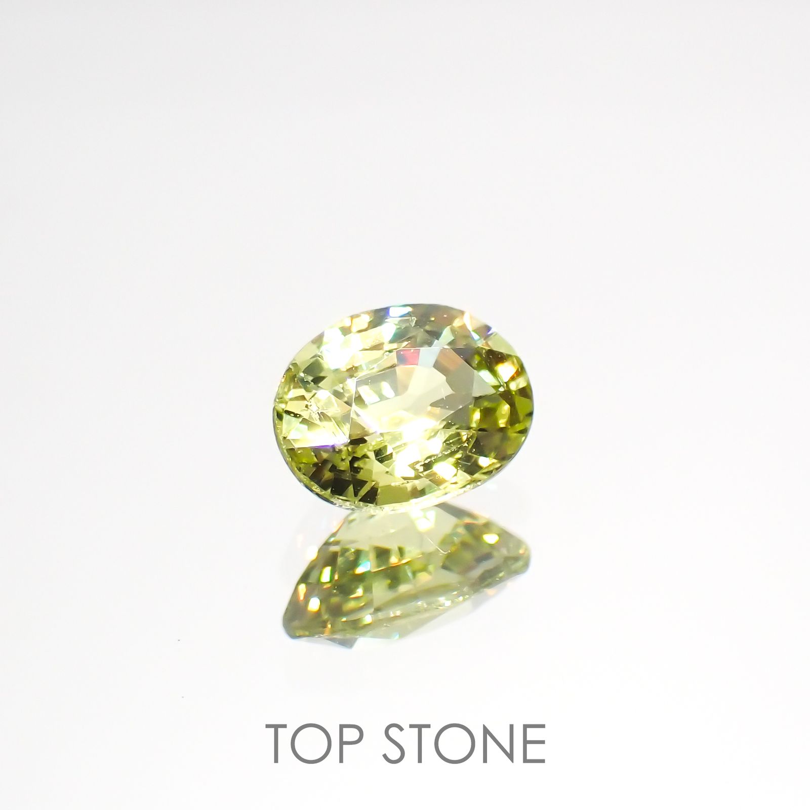 マリガーネット(宝石名グロッシュラー アンドラダイト・ガーネット)マリ共和国産 1.00ct 識別済[220115233]6.9x5.3mm前後