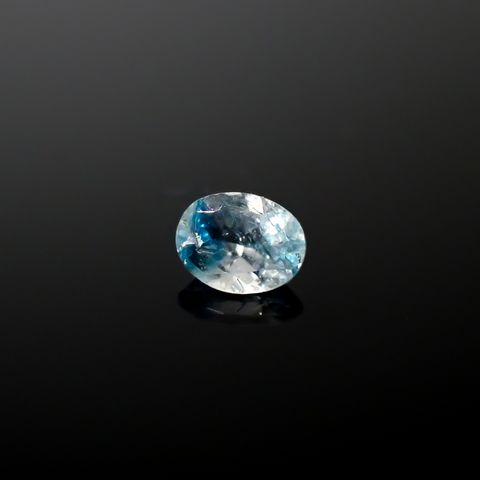 ユークレース(宝石名ユークレース)ジンバブエ産 0.14ct 識別済[241029231]3.8x2.9mm前後