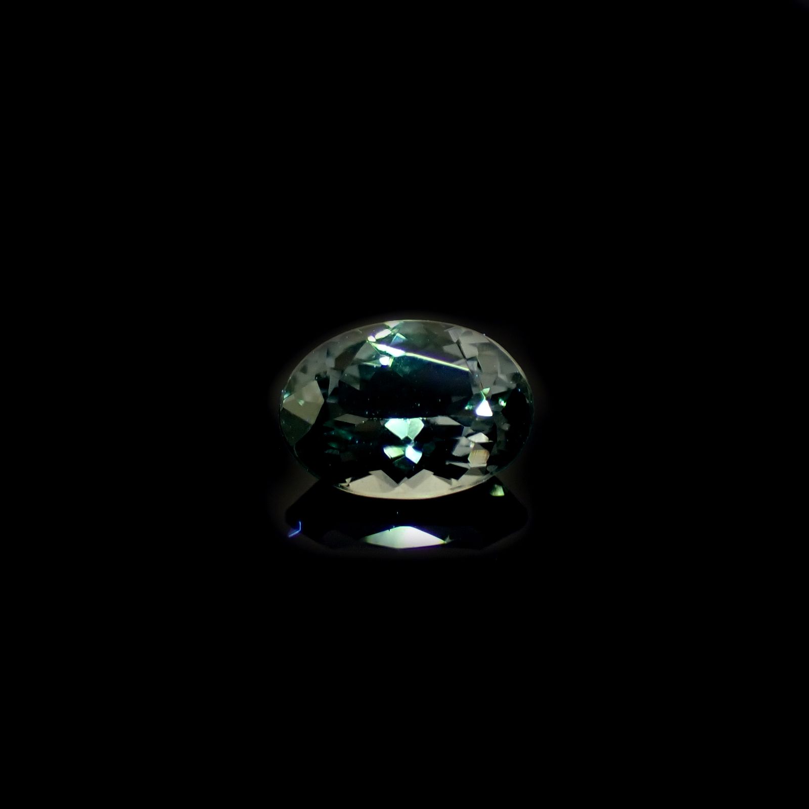 ブルーイッシュグレースピネル タンザニア産 0.93ct[231224889]7.1x5mm前後
