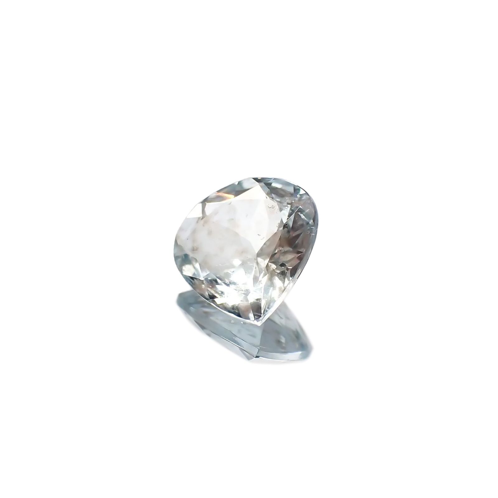 アベンチュリンアクアマリン(宝石名アクアマリン) ナイジェリア産 1.76ct 識別済[250712985]8.9×9mm前後