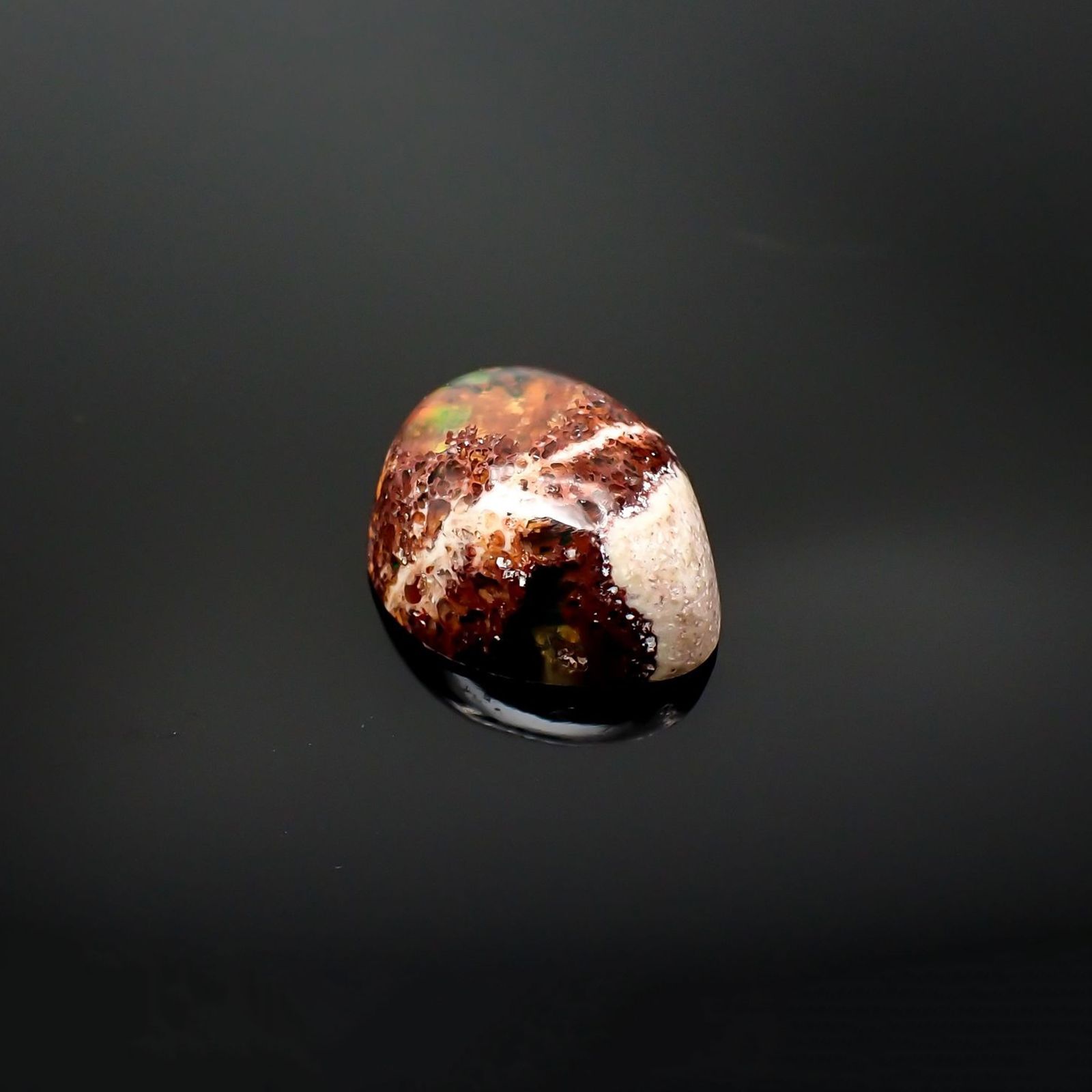 カンテラオパール  メキシコ産 5.16ct / 13.3x11.2mm前後 [251017199]