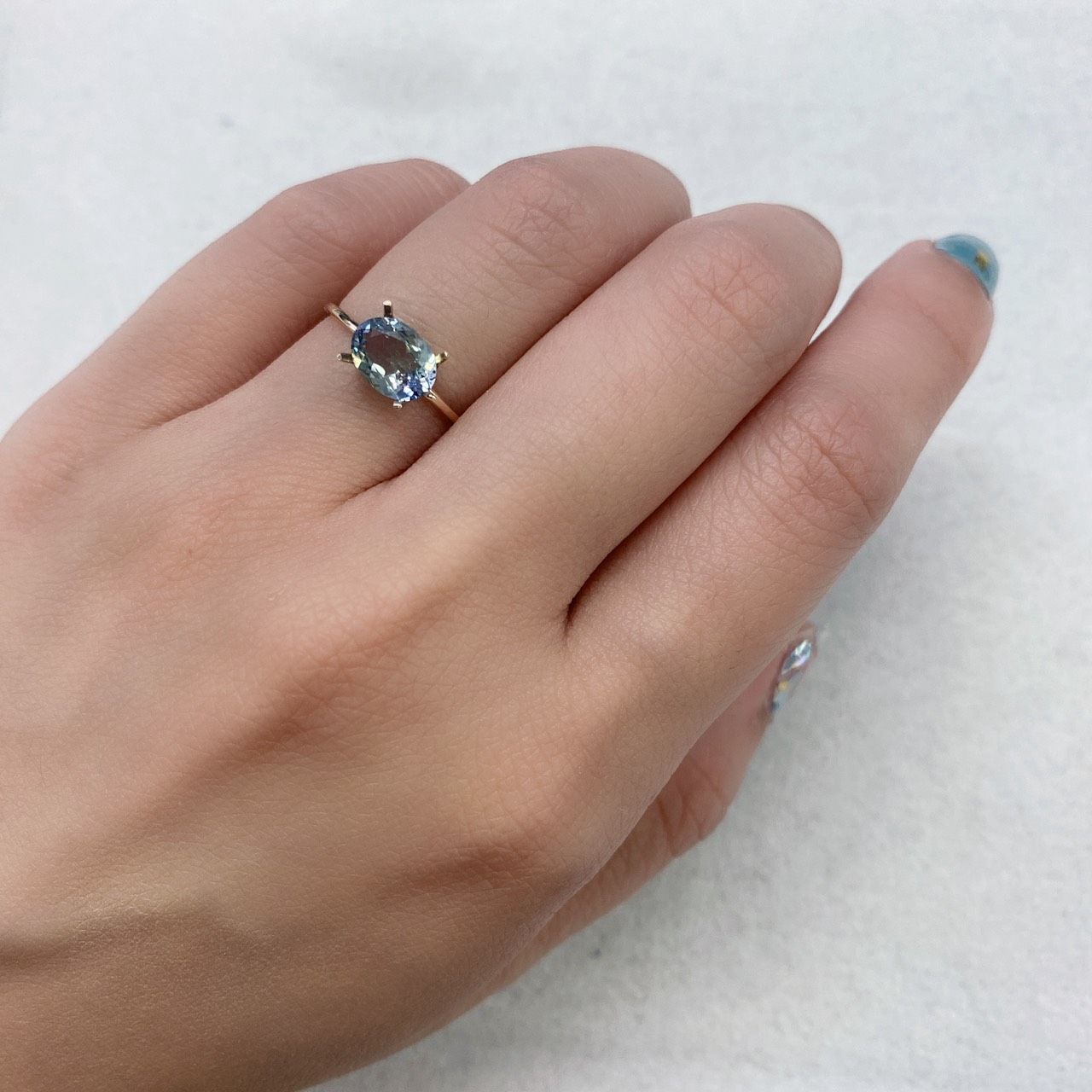 バイカラータンザナイト(宝石名バイカラー・ゾイサイト) タンザニア産 1.09ct 識別済[210812643]7.8×5.9mm前後
