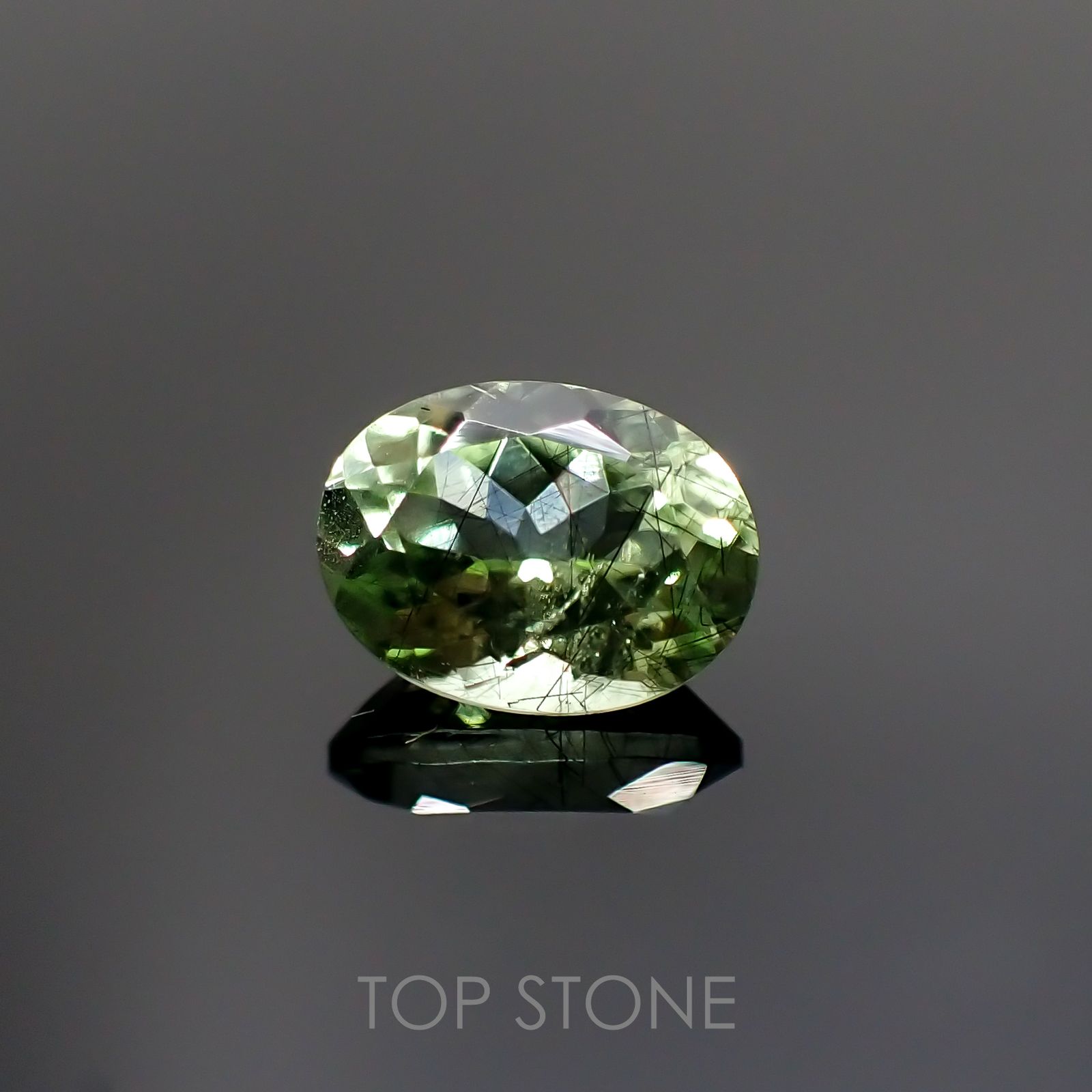 ルドウィジャイトインペリドット(宝石名ルドウィジャイトインペリドット) パキスタン産 1.46ct 識別済[211013500]8×6.1mm前後