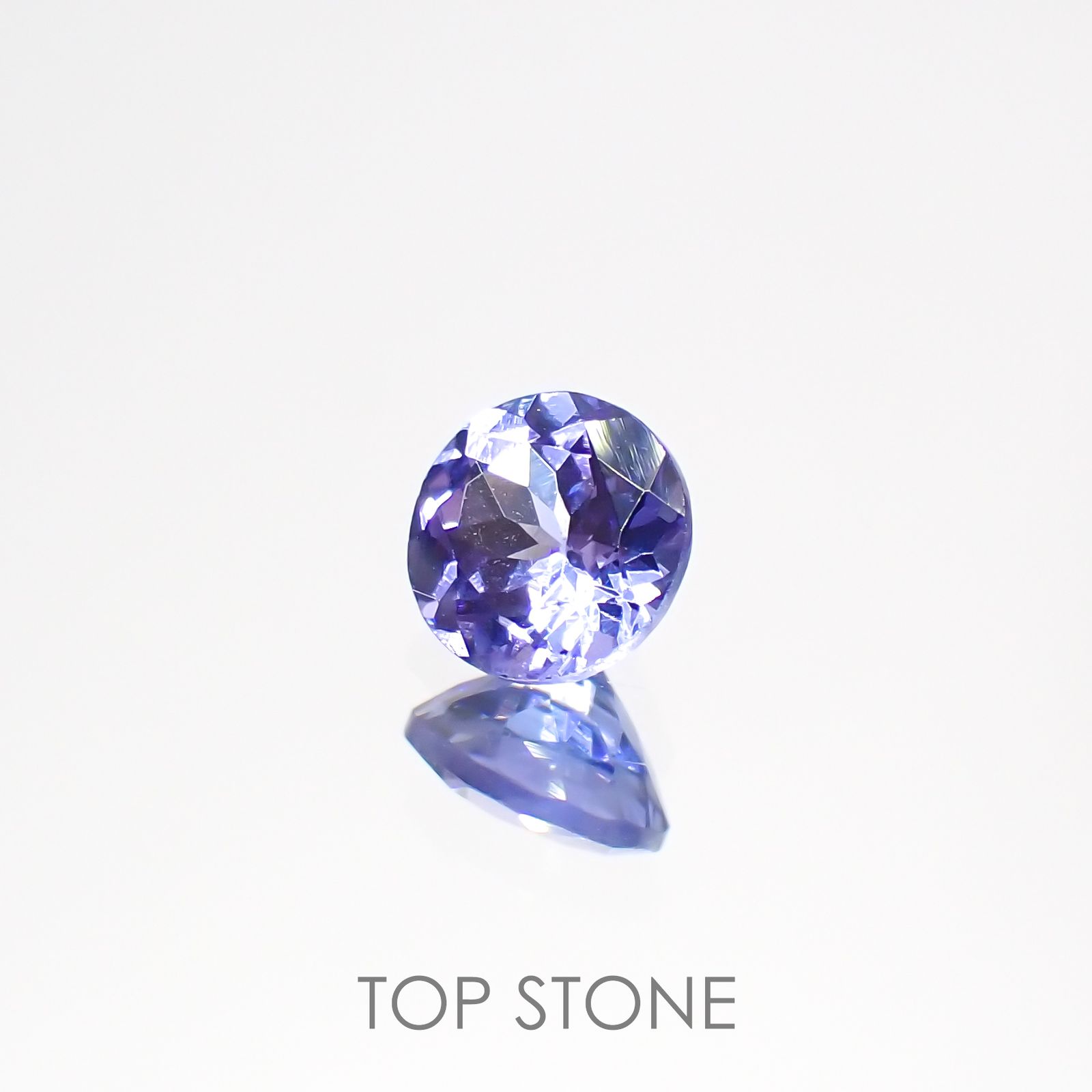 タンザナイト(宝石名タンザナイト)タンザニア産 0.59ct 識別済[220516044]5.2x5.1mm前後