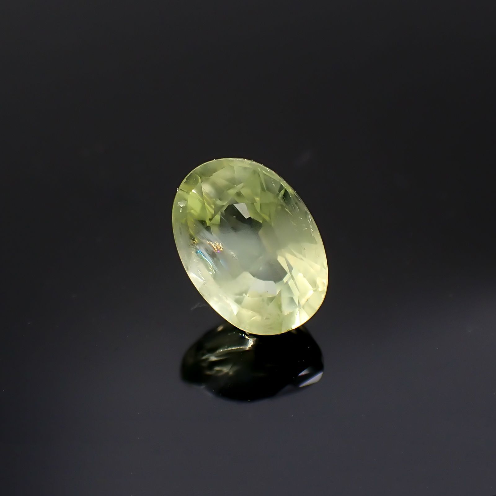 クリソベリル(宝石名クリソベリル)マダガスカル産 1.25ct 識別済[220817449]7.3x5.3mm前後