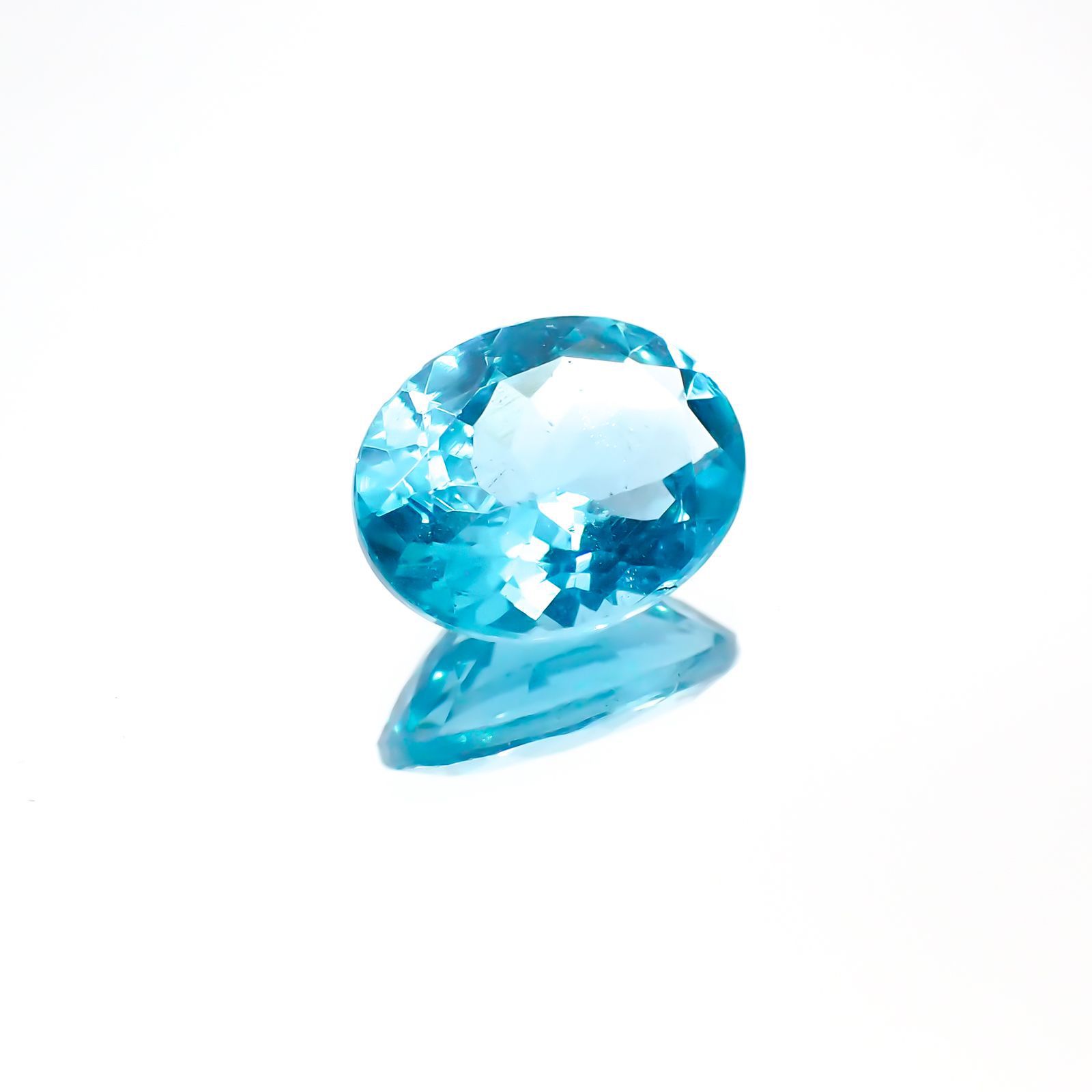 アパタイト(宝石名アパタイト)ブラジル産 1.79ct 識別済[230823188]9x7.1mm前後
