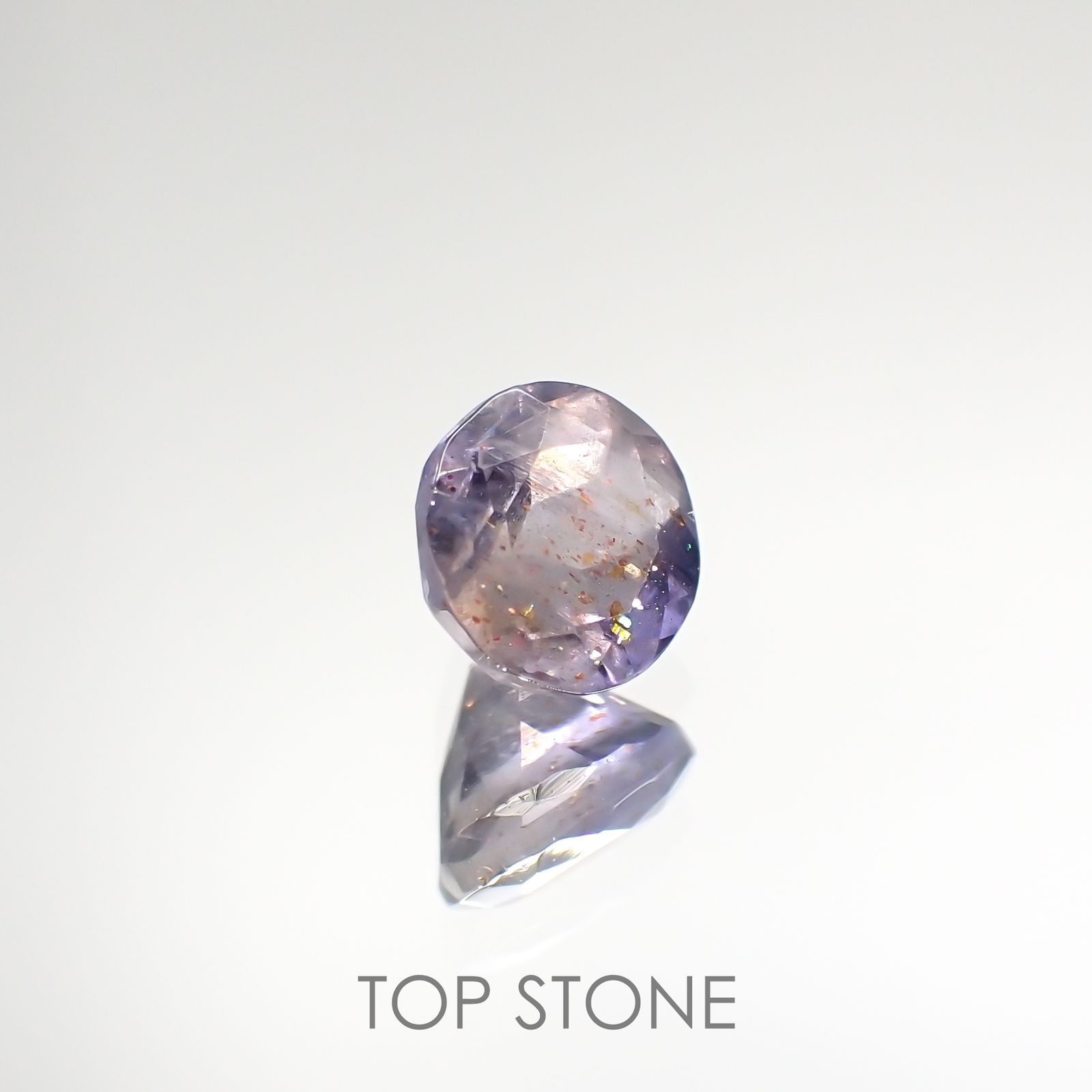 ブラッドショットアイオライト インド産 ルース 0.79ct[201812386]5.7×5.7mm前後