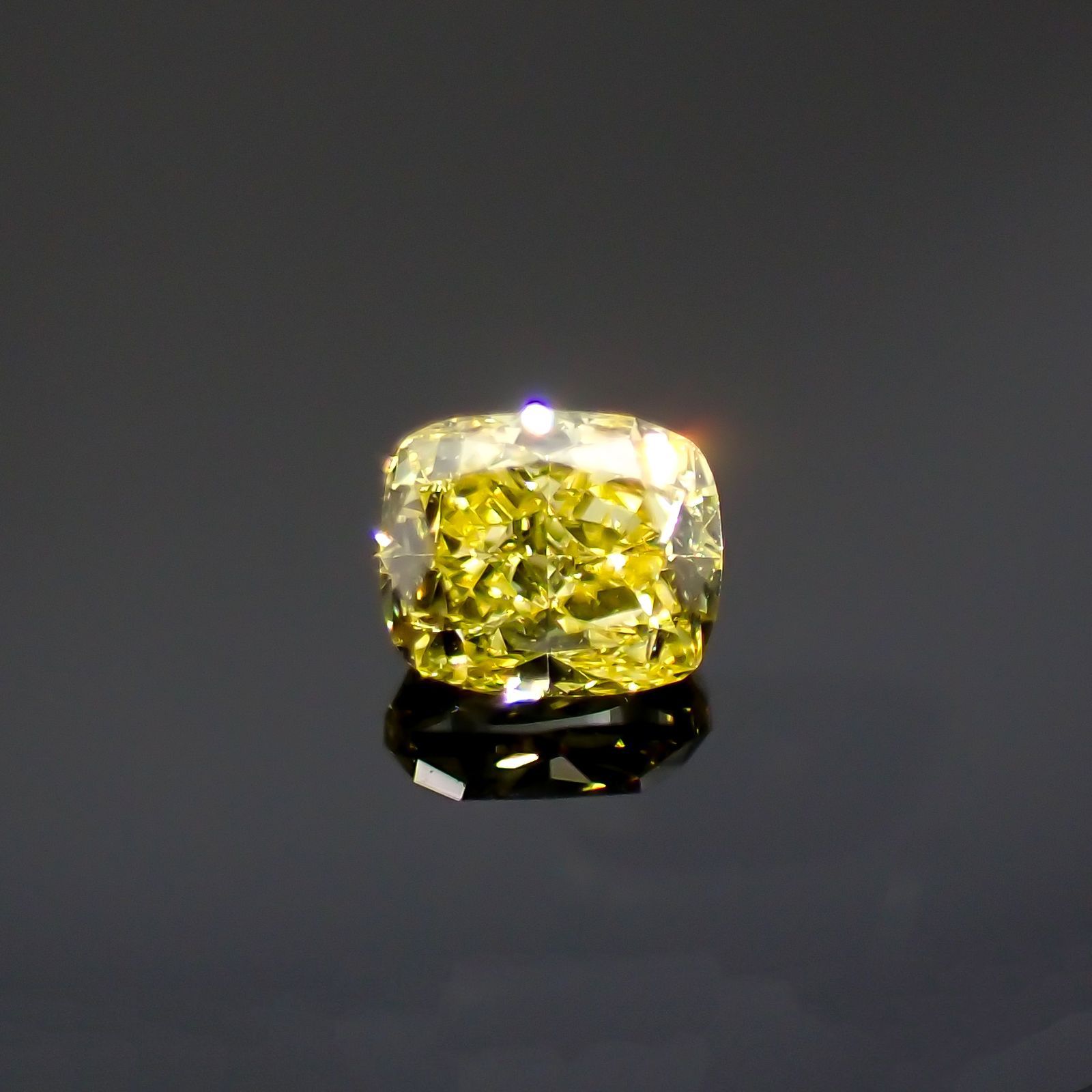 イエローダイヤモンド SI-VS(宝石名ダイアモンド) 0.12ct 識別済[220616395]2.9x2.4mm前後