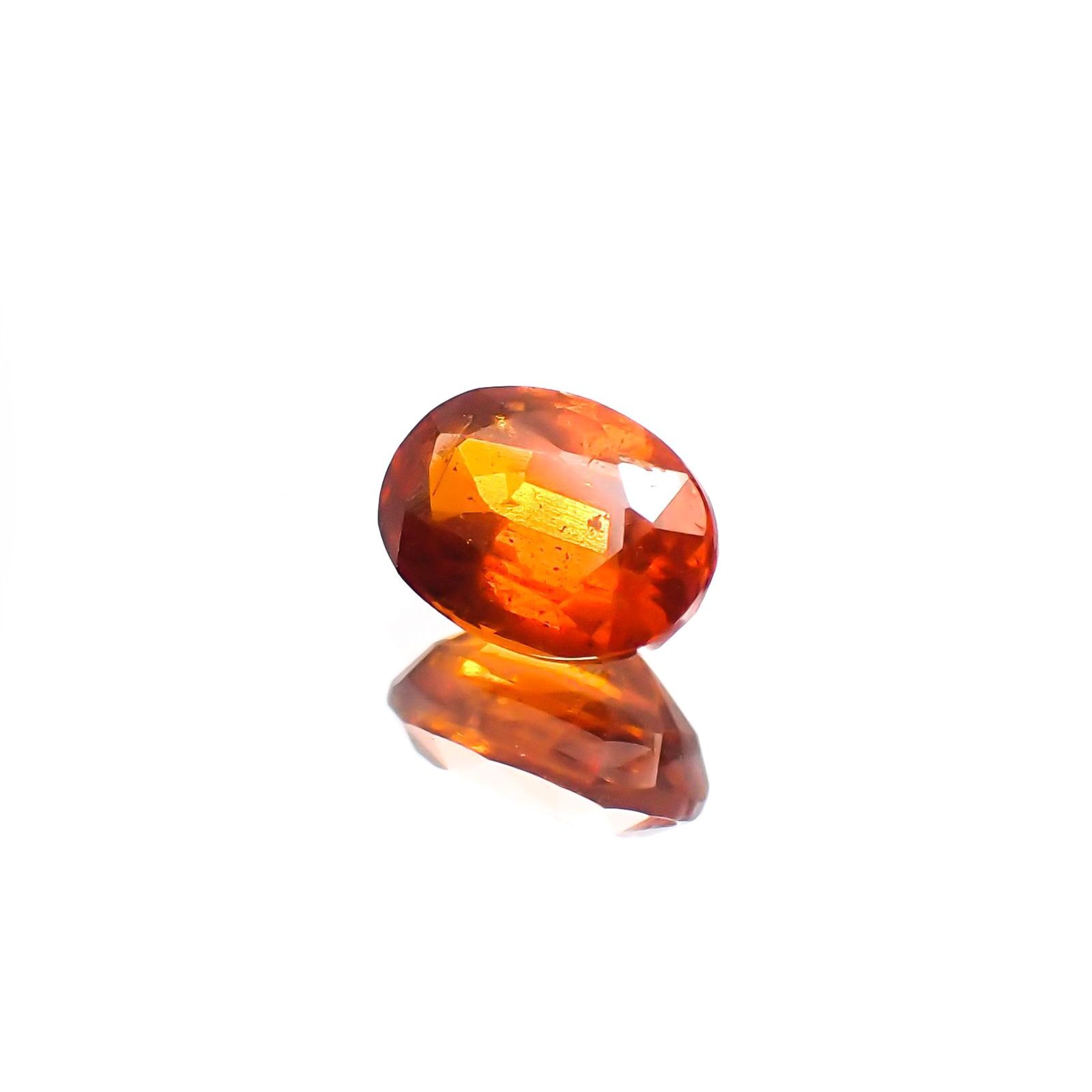 オレンジカイヤナイト(宝石名カイヤナイト) ネパール産 1.07ct 識別済[210812450]7×5mm前後