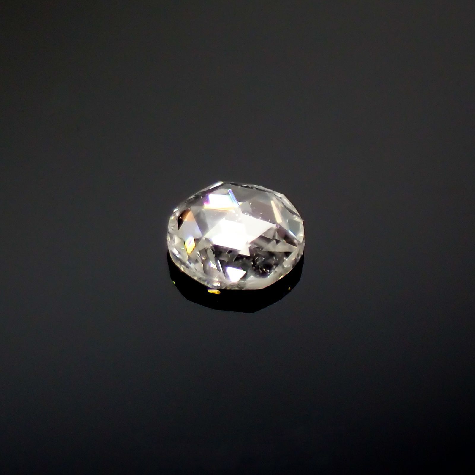 ◇ローズカット◇ダイヤモンド SI-VS/D-G(宝石名ダイアモンド) 0.057ct 識別済[220114718]2.4x2.4mm前後