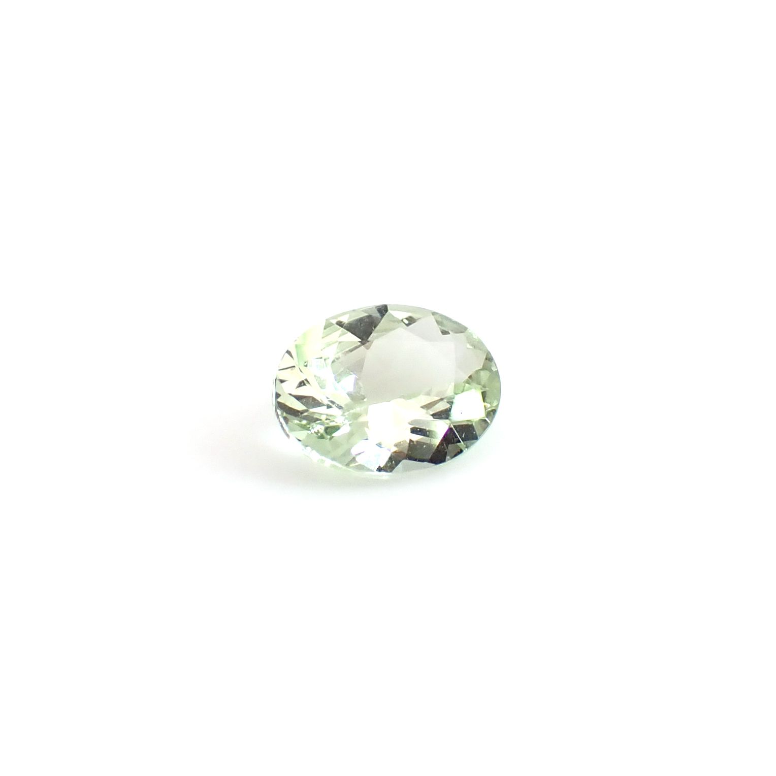 ミントガーネット タンザニア産 0.41ct / 5.5x4.3mm前後 [260932677]
