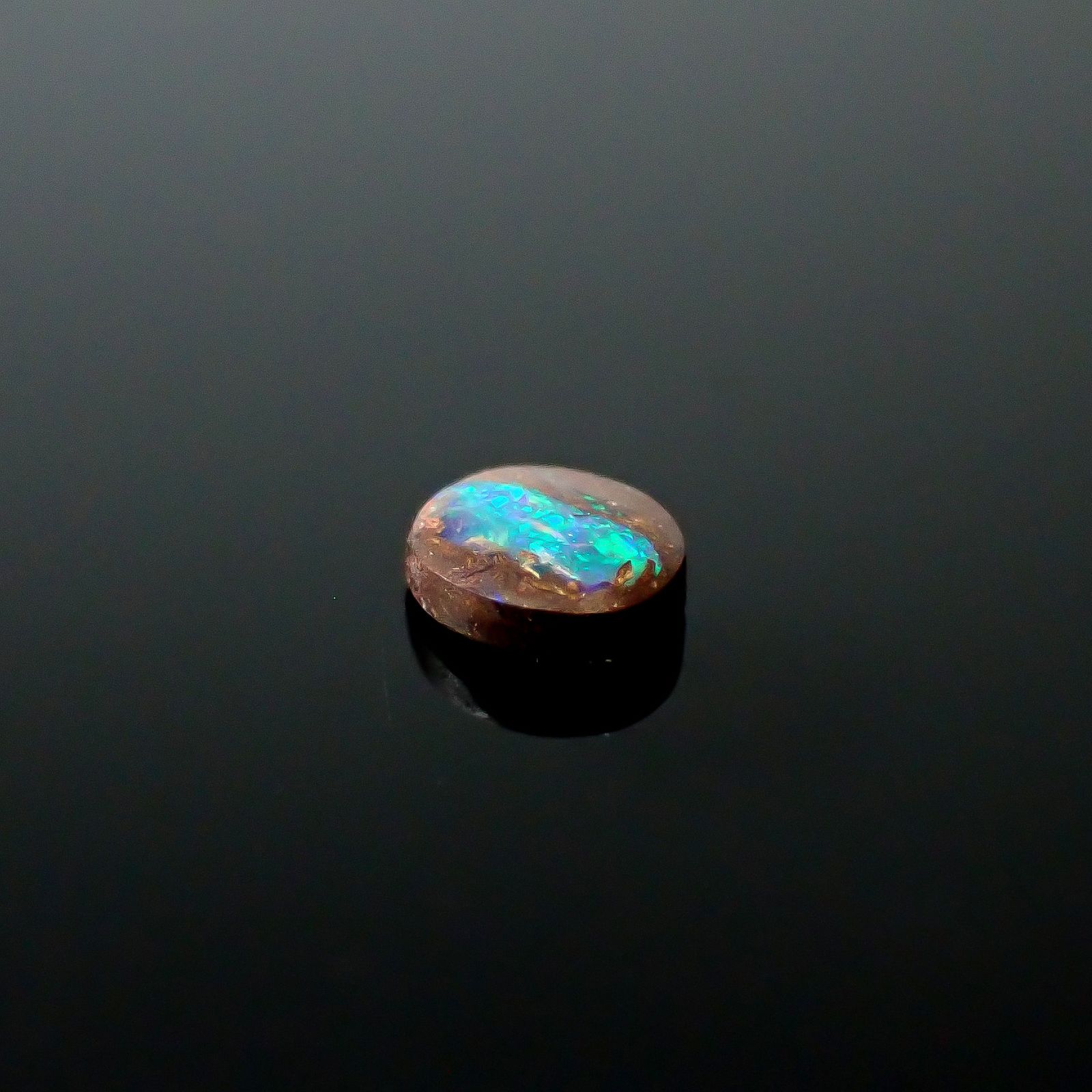 ウッドオパール オーストラリア産 0.15ct / 4.1x3.6mm前後 [251131298]