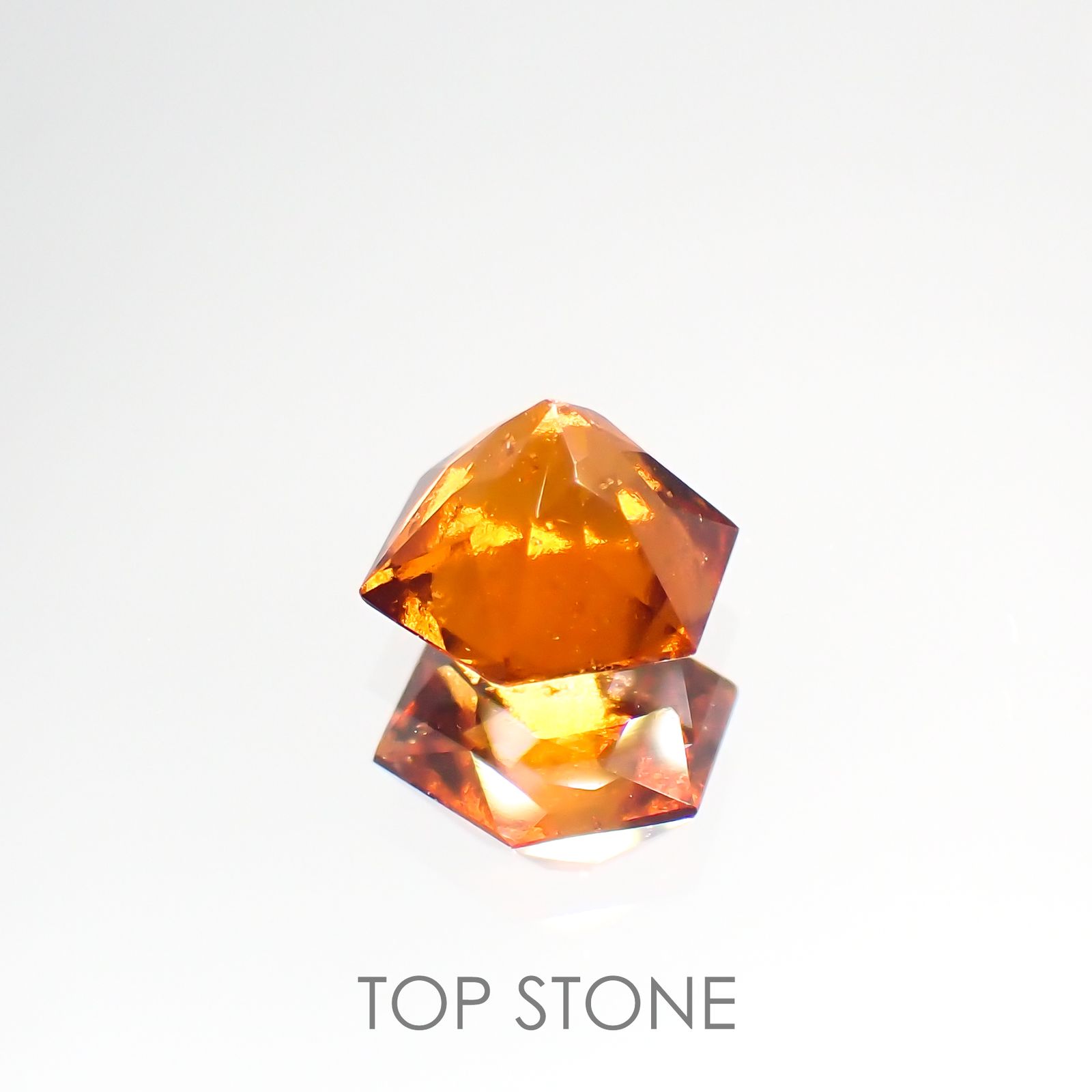 ◇ヘキサゴンカット◇ヘソナイトガーネット(宝石名ガーネット) スリランカ産 1.15ct 識別済[210912687]5.9×5.8mm前後