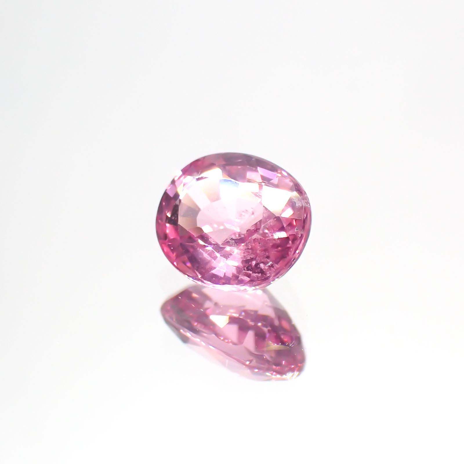 ピンクスピネル(宝石名ピンク・スピネル)タンザニア産 1.214ct ソ付(彩珠)[230722572]6.9x5.8mm前後