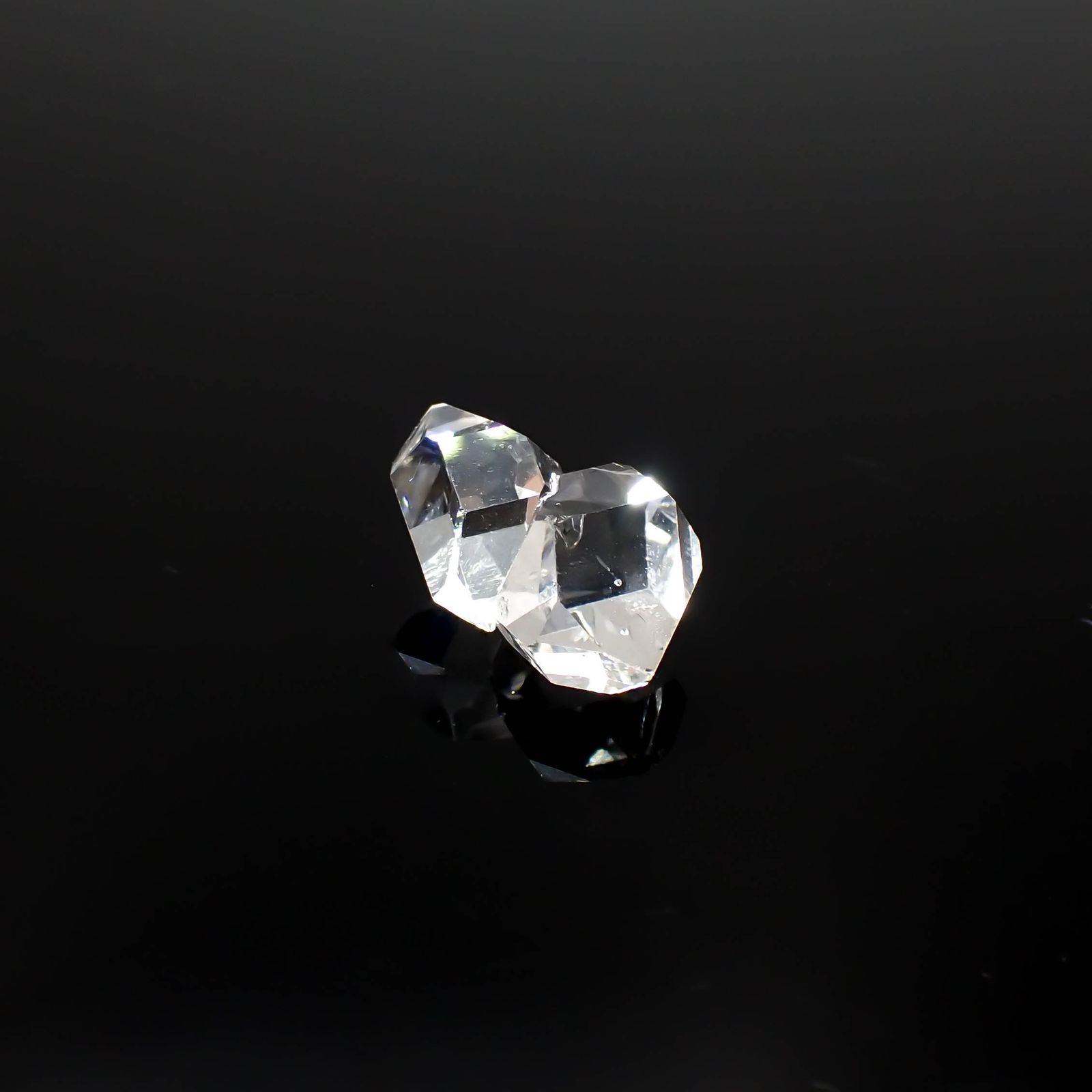 ハーキマーダイヤモンド 原石 アメリカ・ニューヨーク州産 5.45ct[231224856]15.7x10.1mm前後