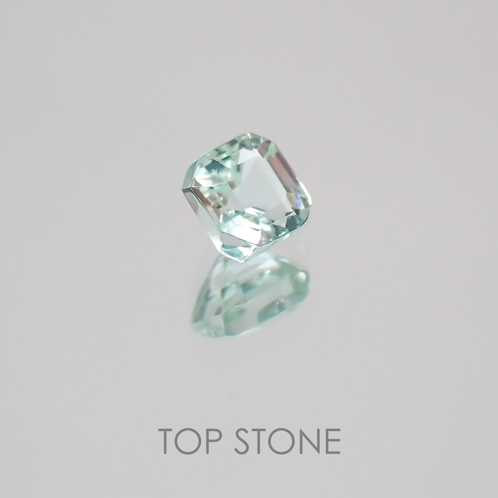 ミントベリル(グリーンベリル) ブラジル産 ルース 0.19ct[21059714]3.2×3.2mm前後